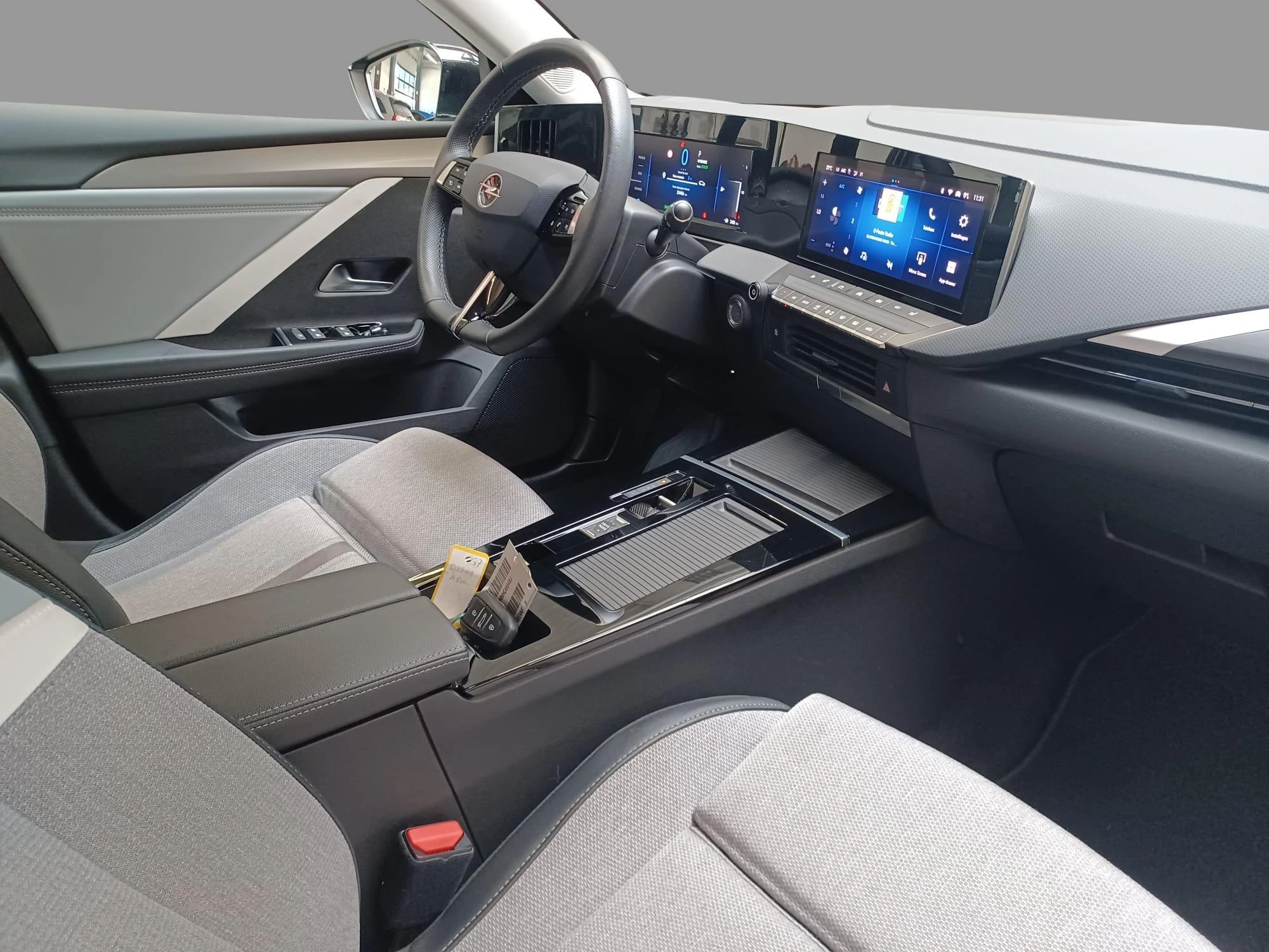 Opel Astra 1.6 Turbo Hybrid 180pk Elegance