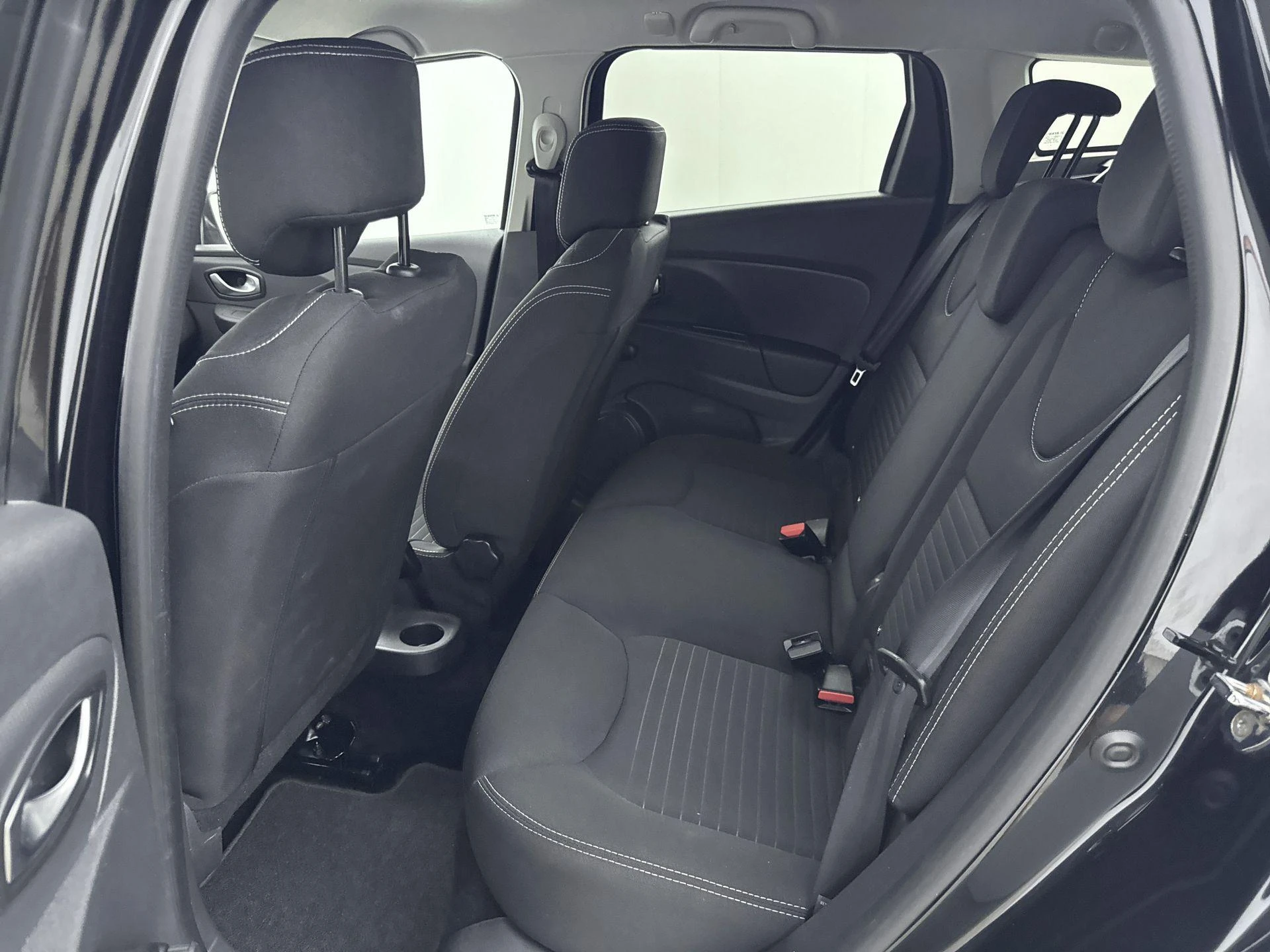 Renault-Clio-image-24