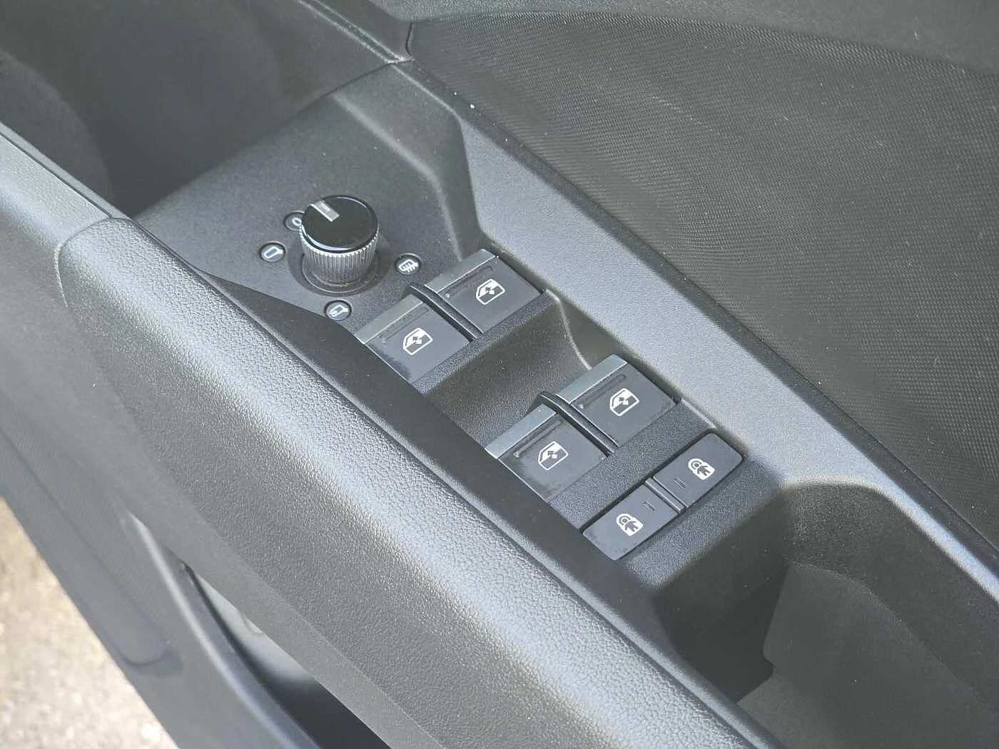 Audi-Q4 Sportback e-tron-image-39