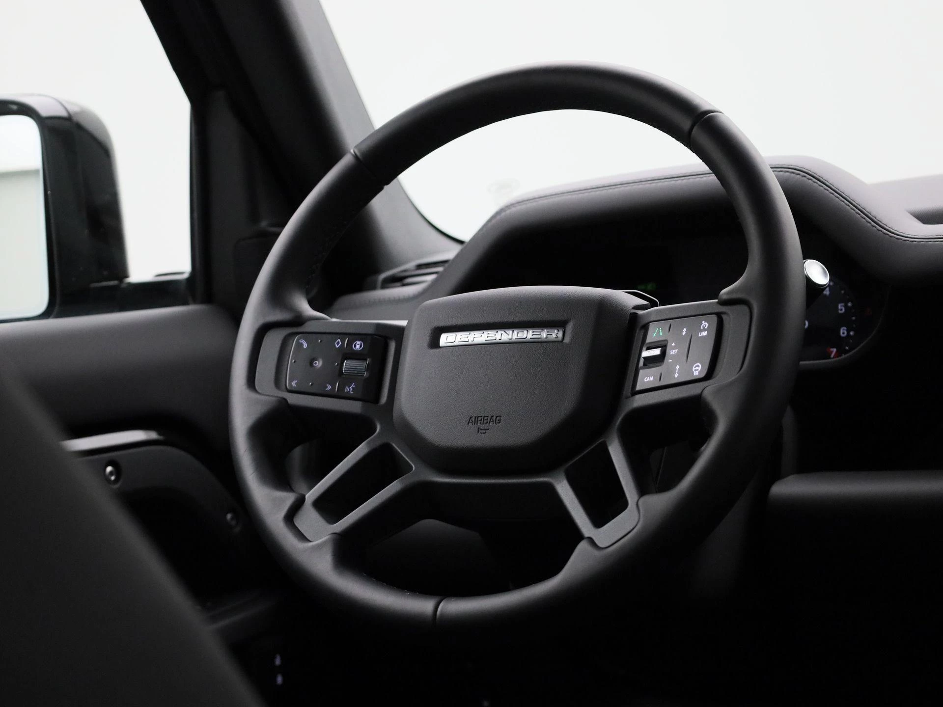 Land Rover-Defender-image-52