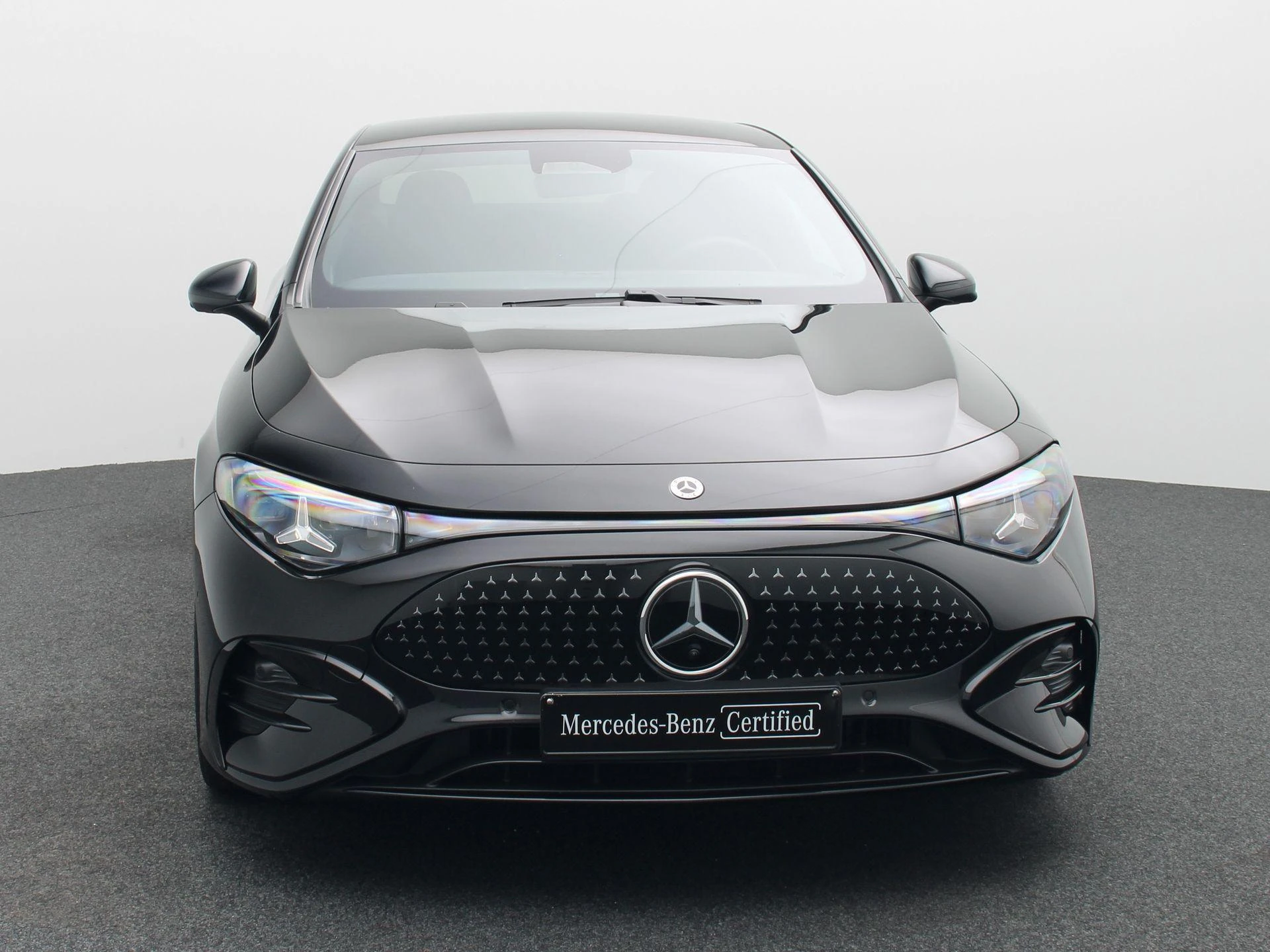 Mercedes-Benz-CLA-image-2