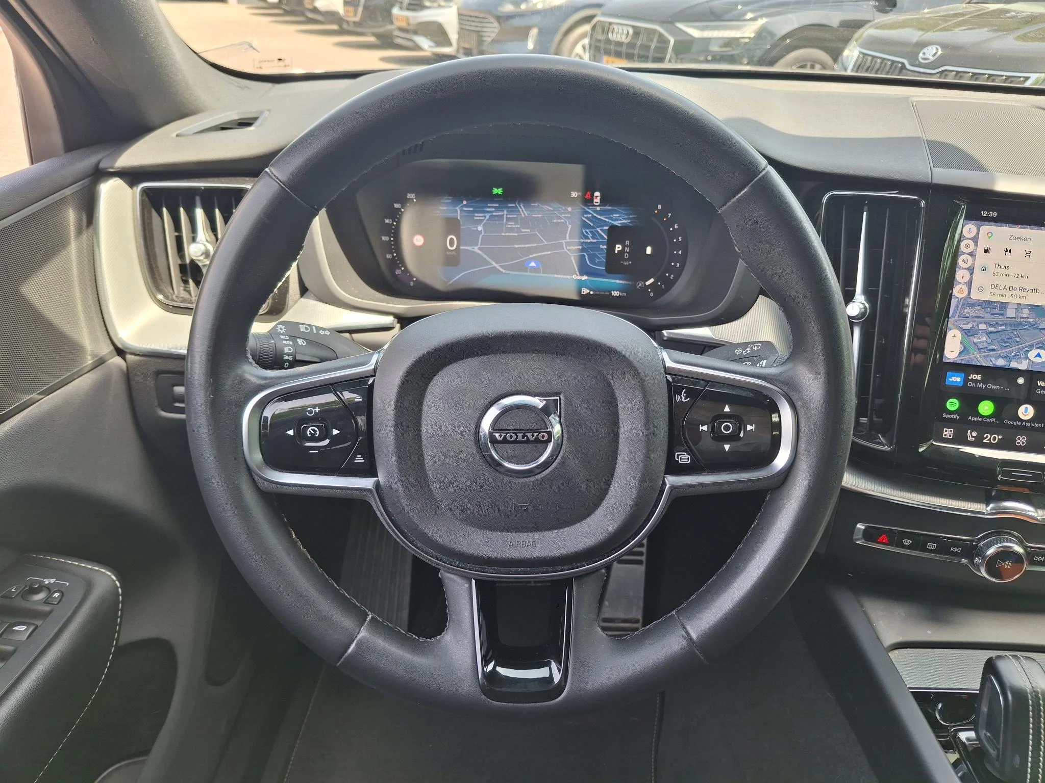 Volvo XC60 2.0 B4 R-Design