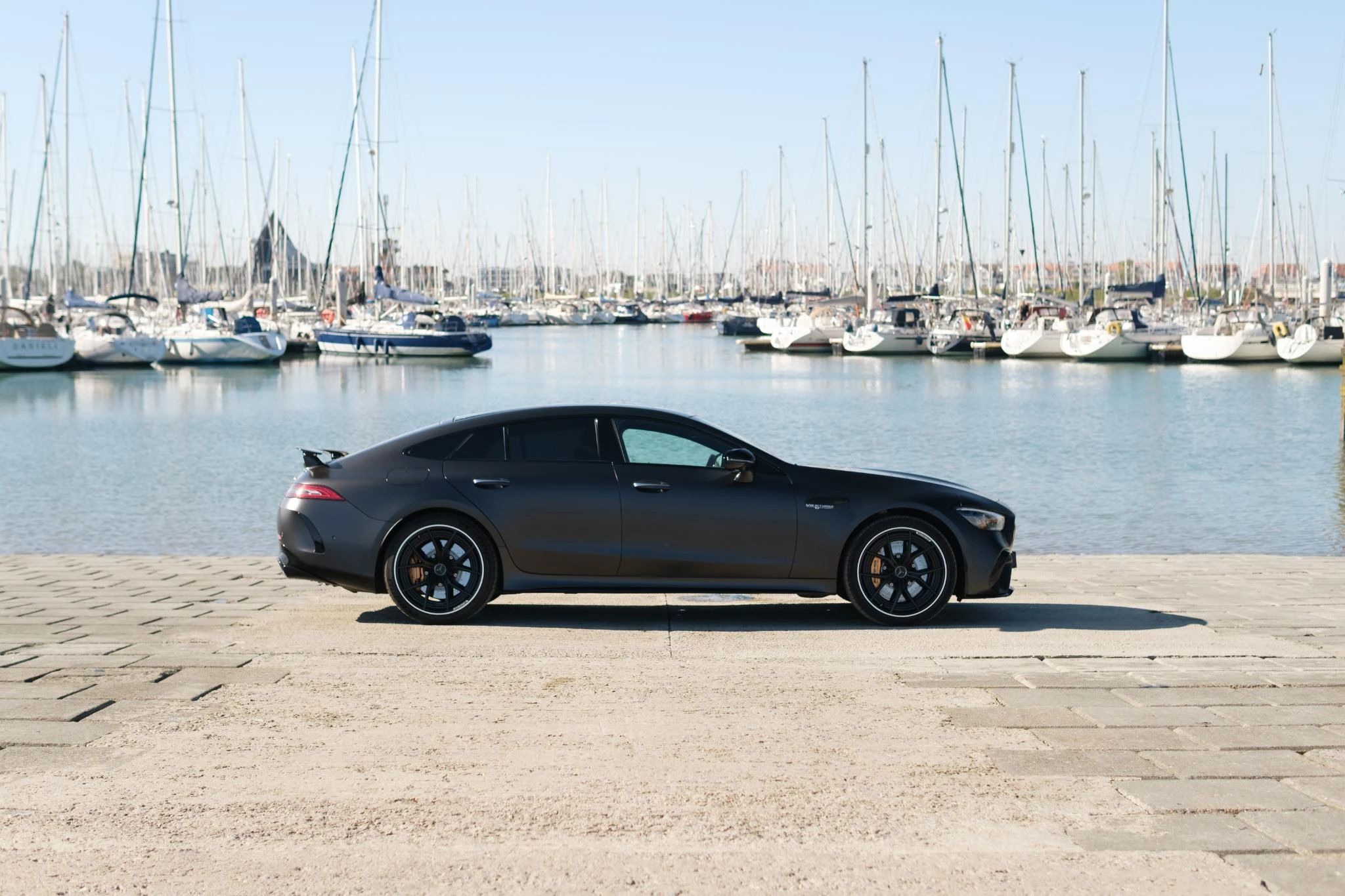 Mercedes-AMG-GT-image-3