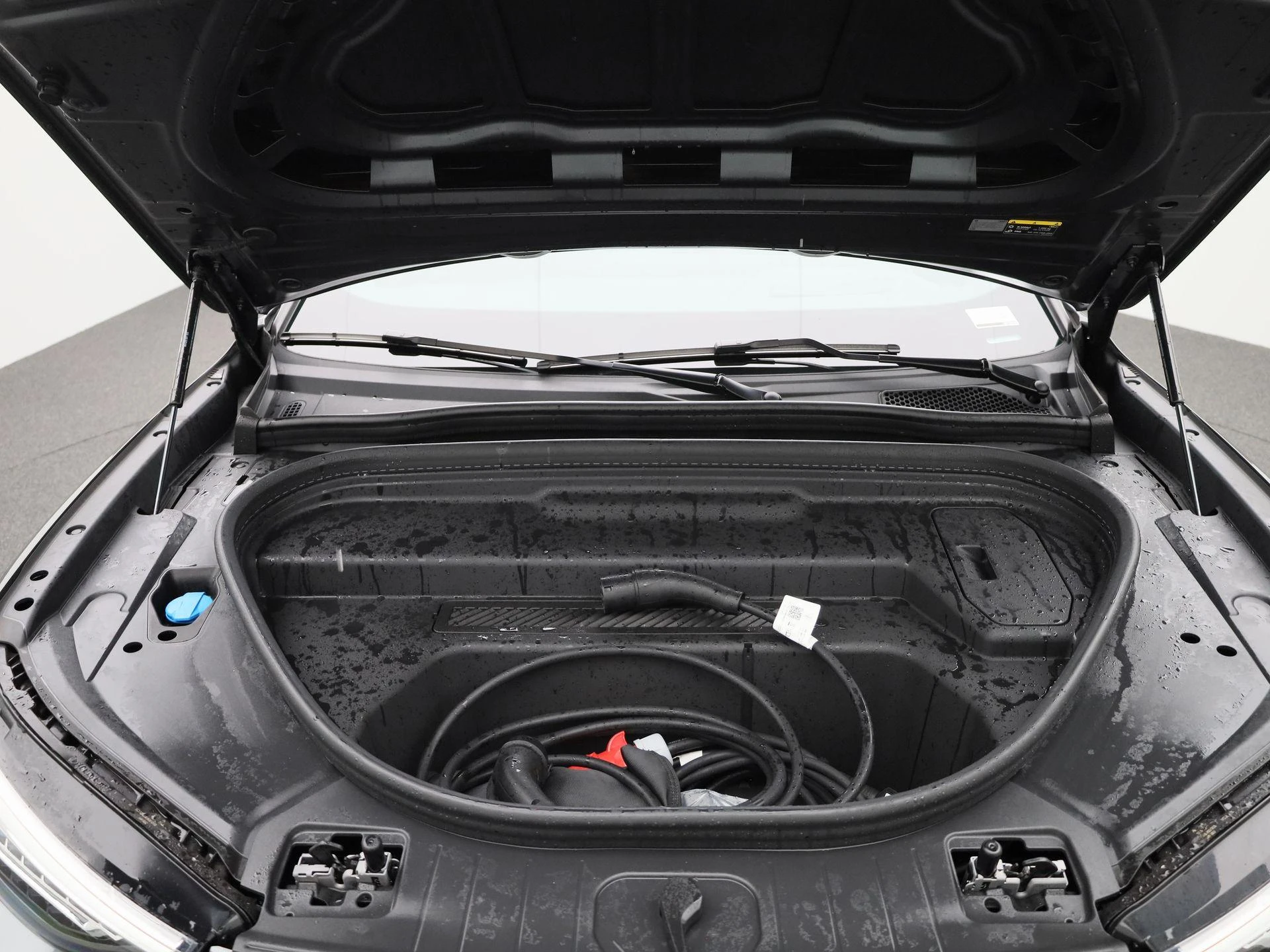 Audi SQ6 e-tron quattro 100 kWh