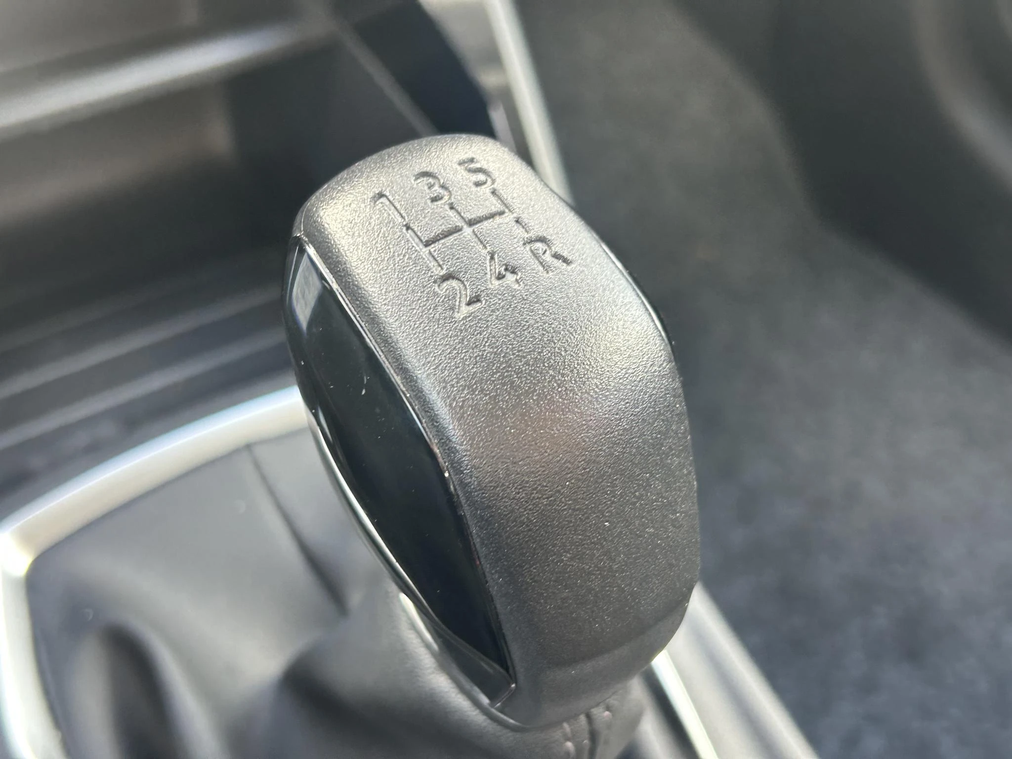 Peugeot-208-image-23