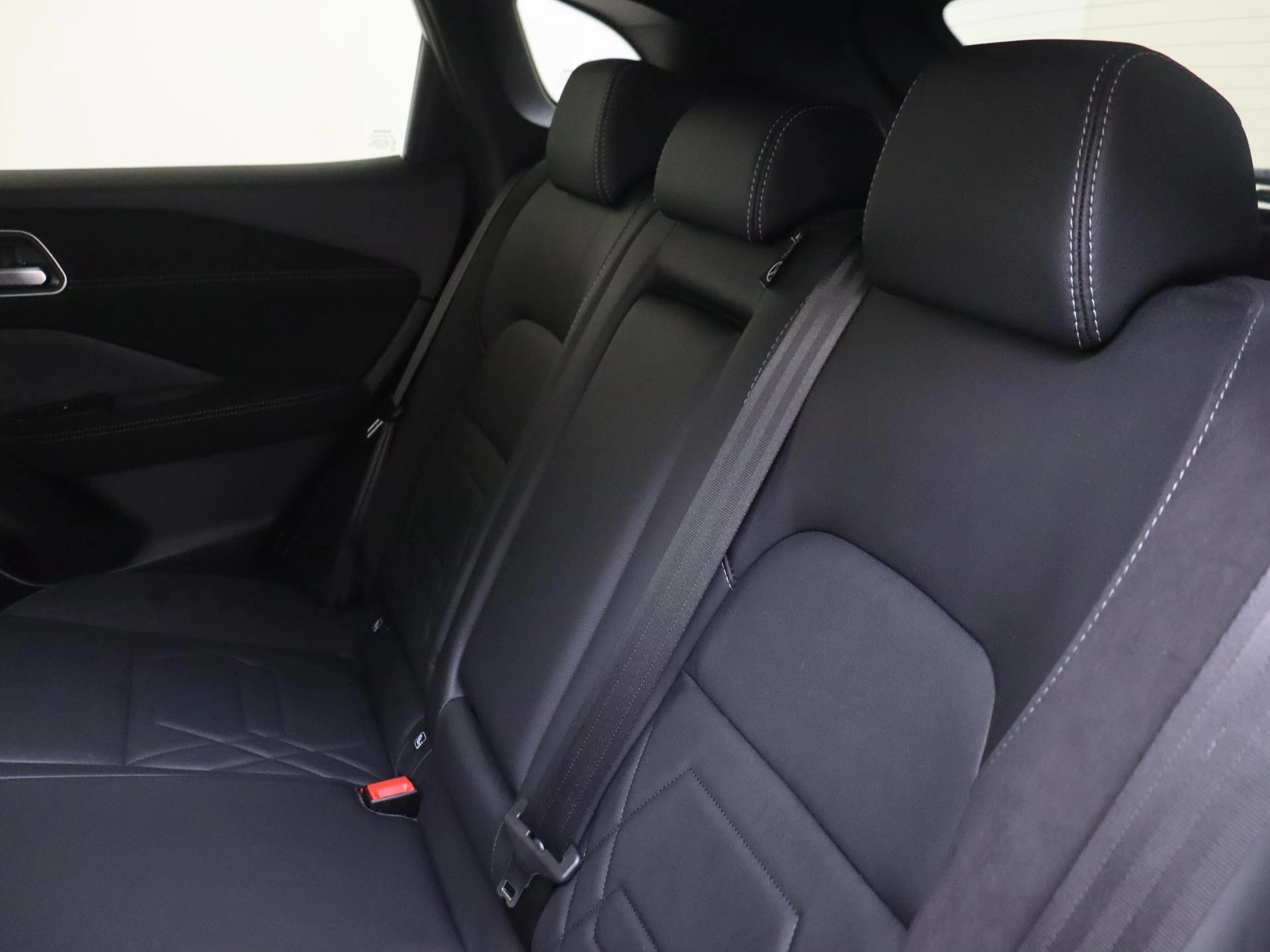 Nissan-QASHQAI-image-15