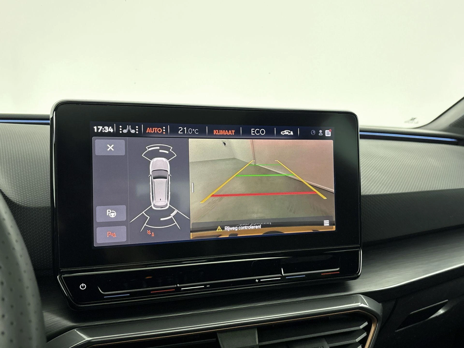 CUPRA-Leon Sportstourer-image-8