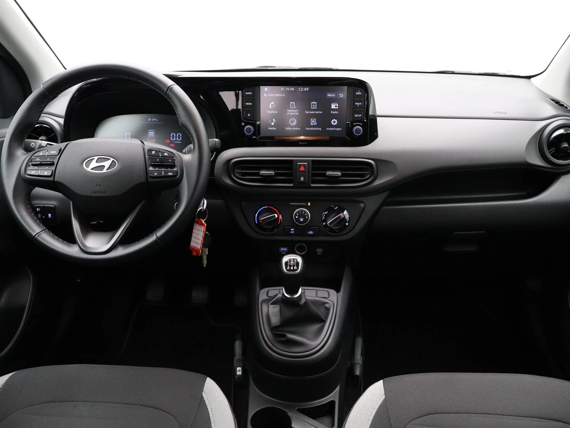 Hyundai-i10-image-26
