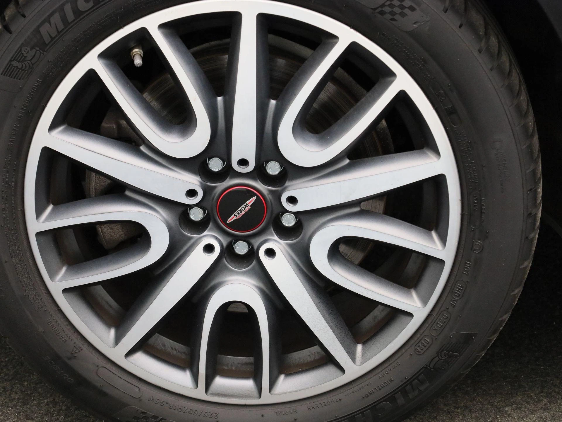 MINI-Countryman-image-13