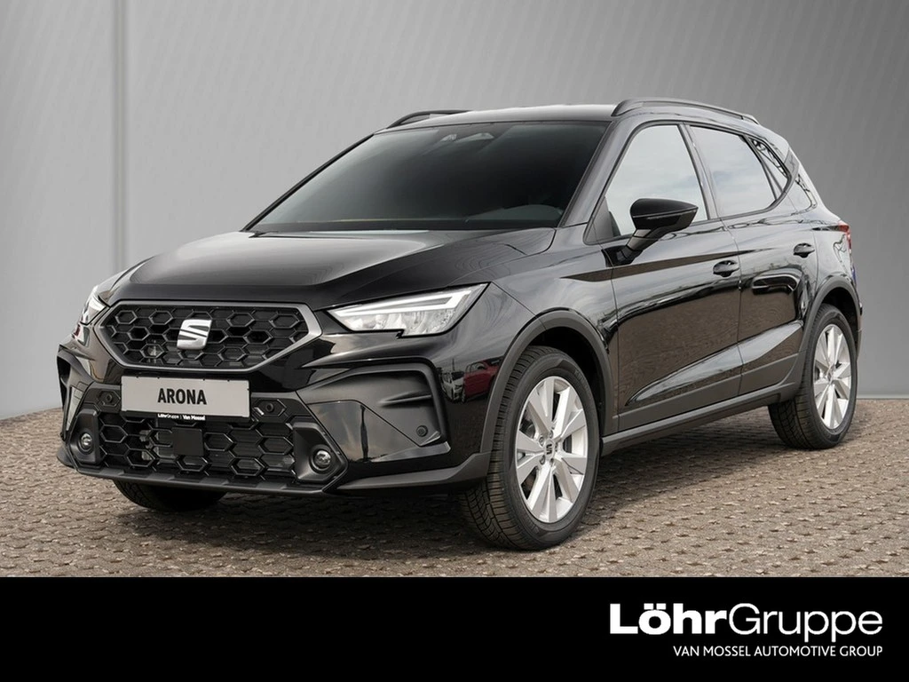 SEAT-Arona-image-0