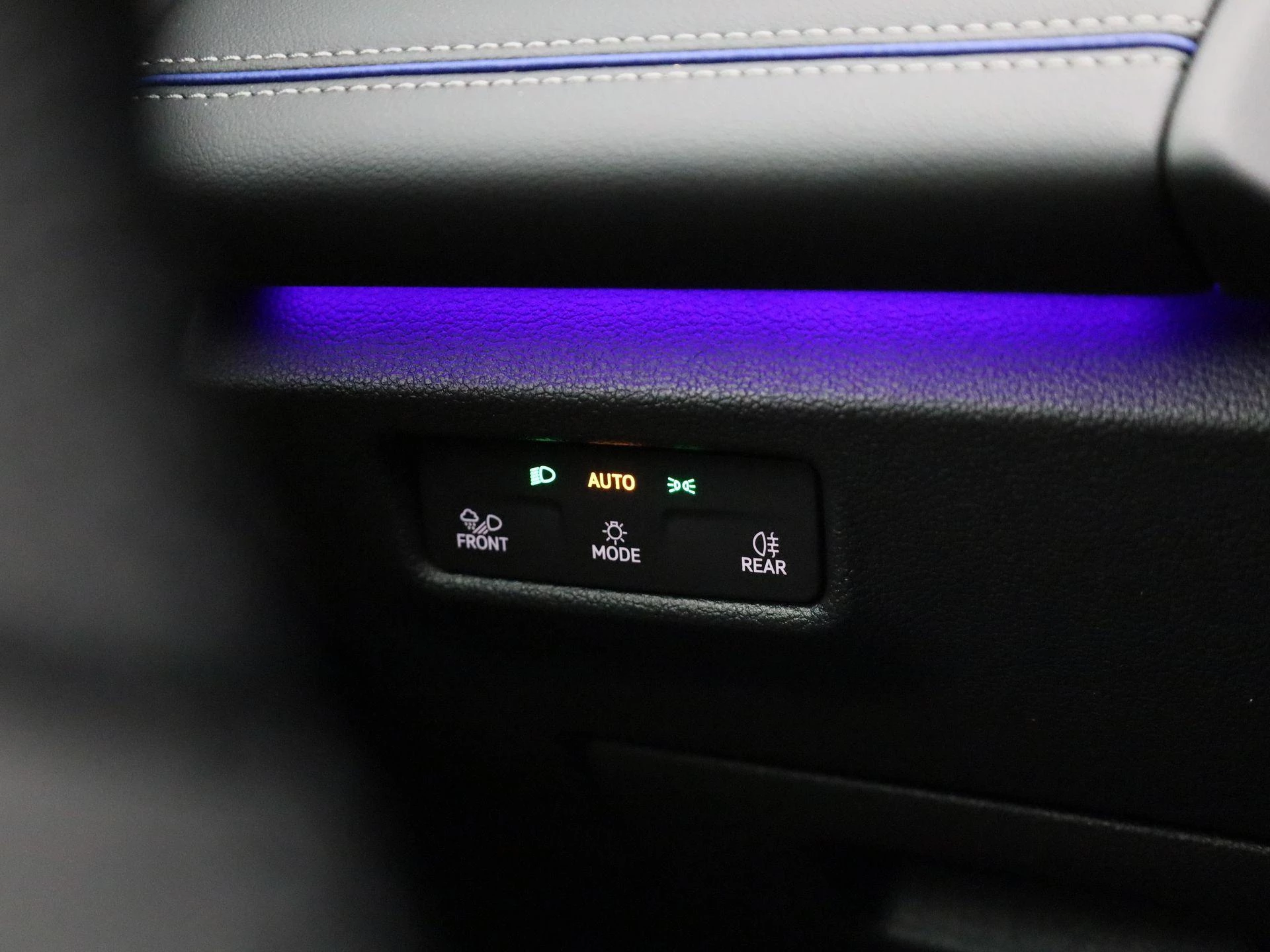 Volkswagen-Tiguan-image-26