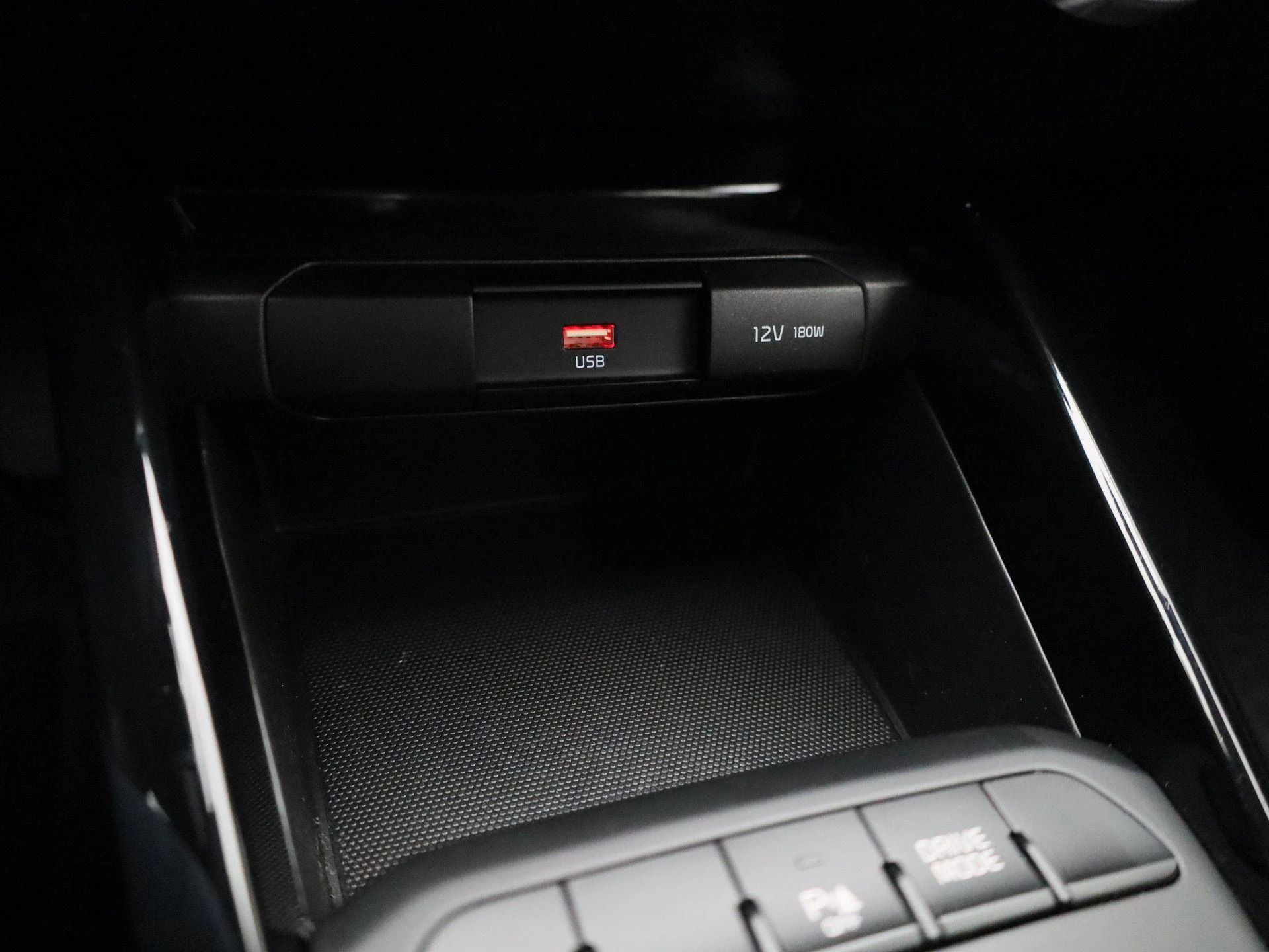 Kia-Stonic-image-24
