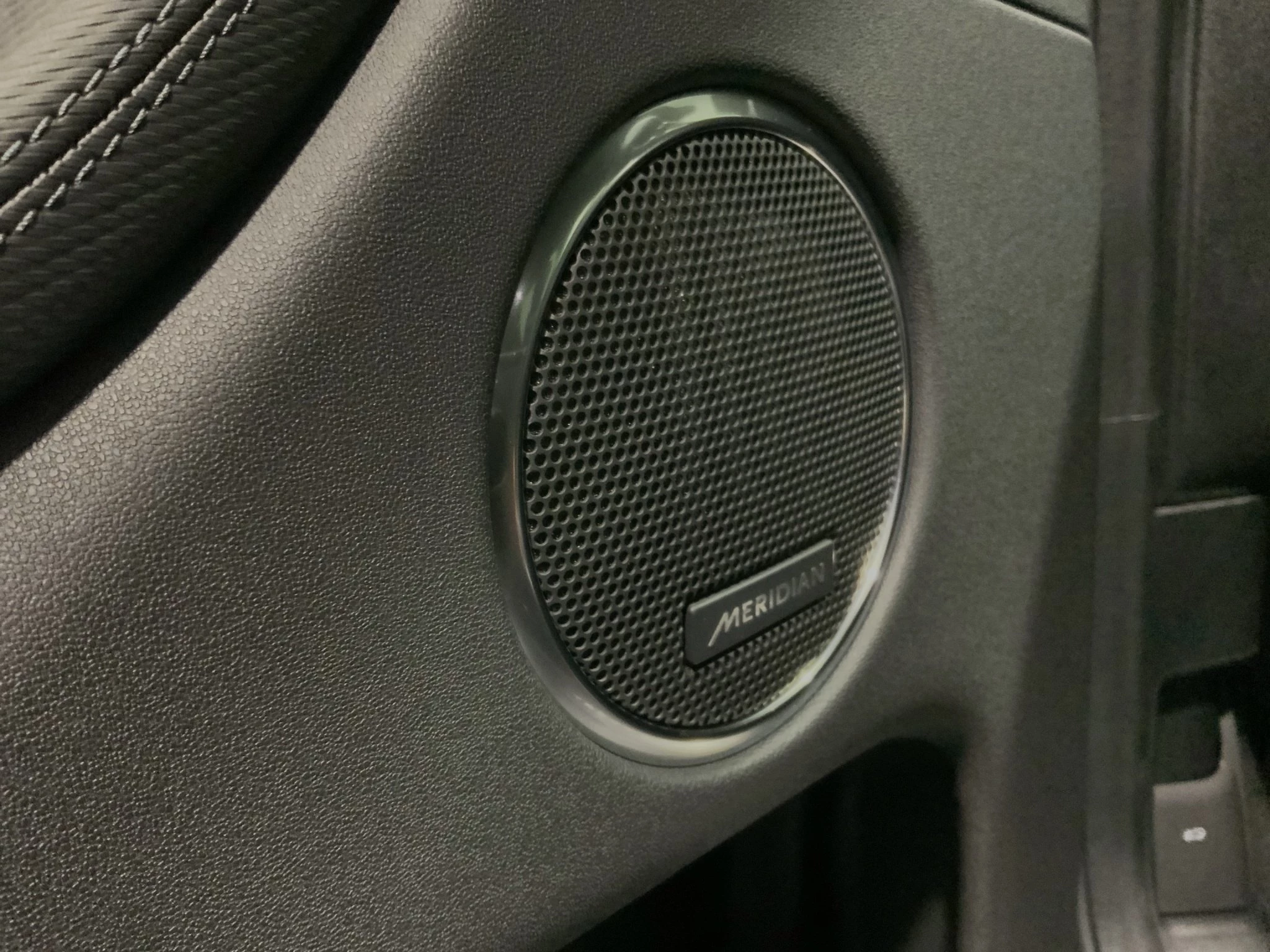 Land Rover Discovery Sport DYNAMIC SE P270e