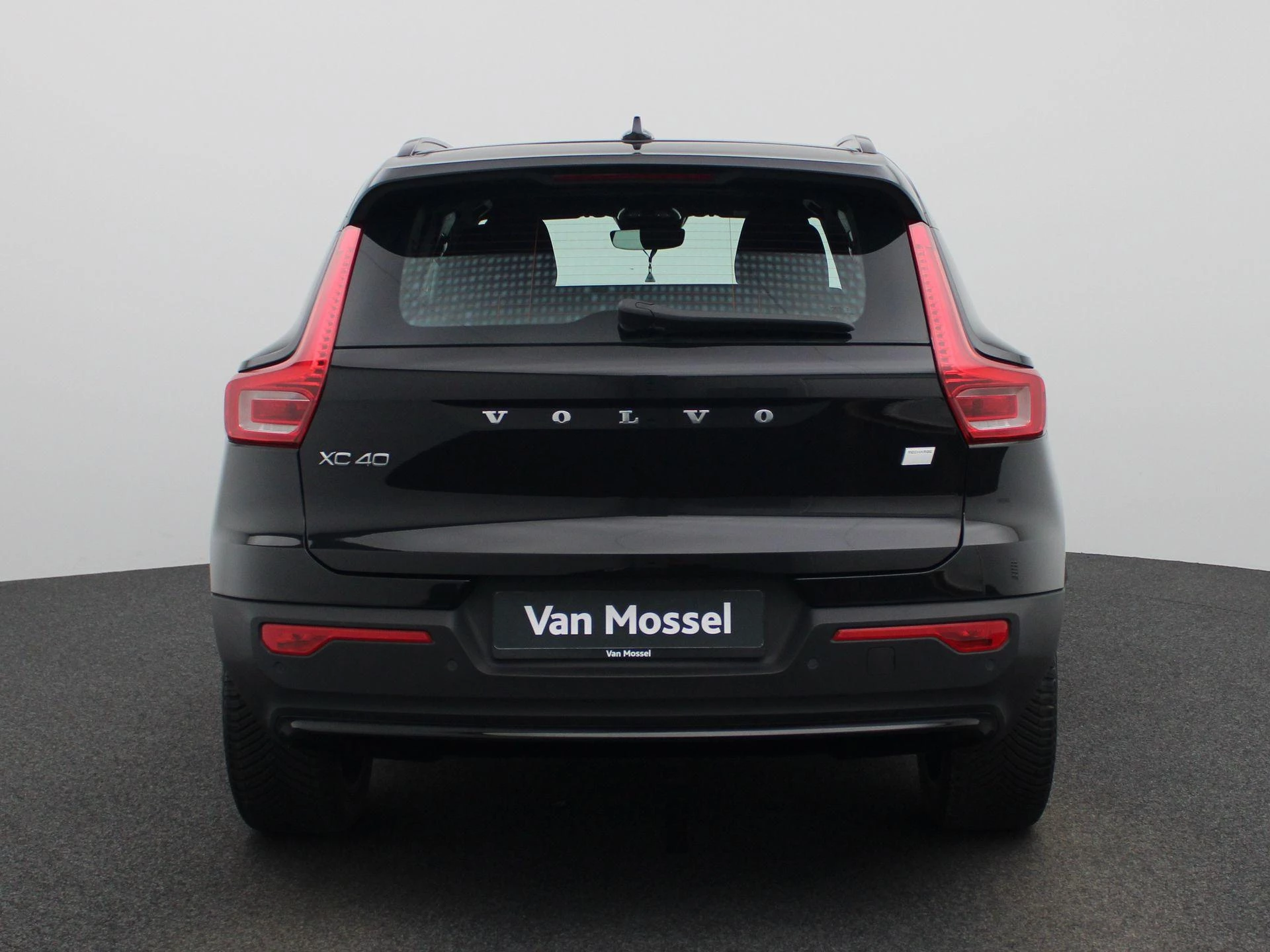Volvo-XC40-image-4