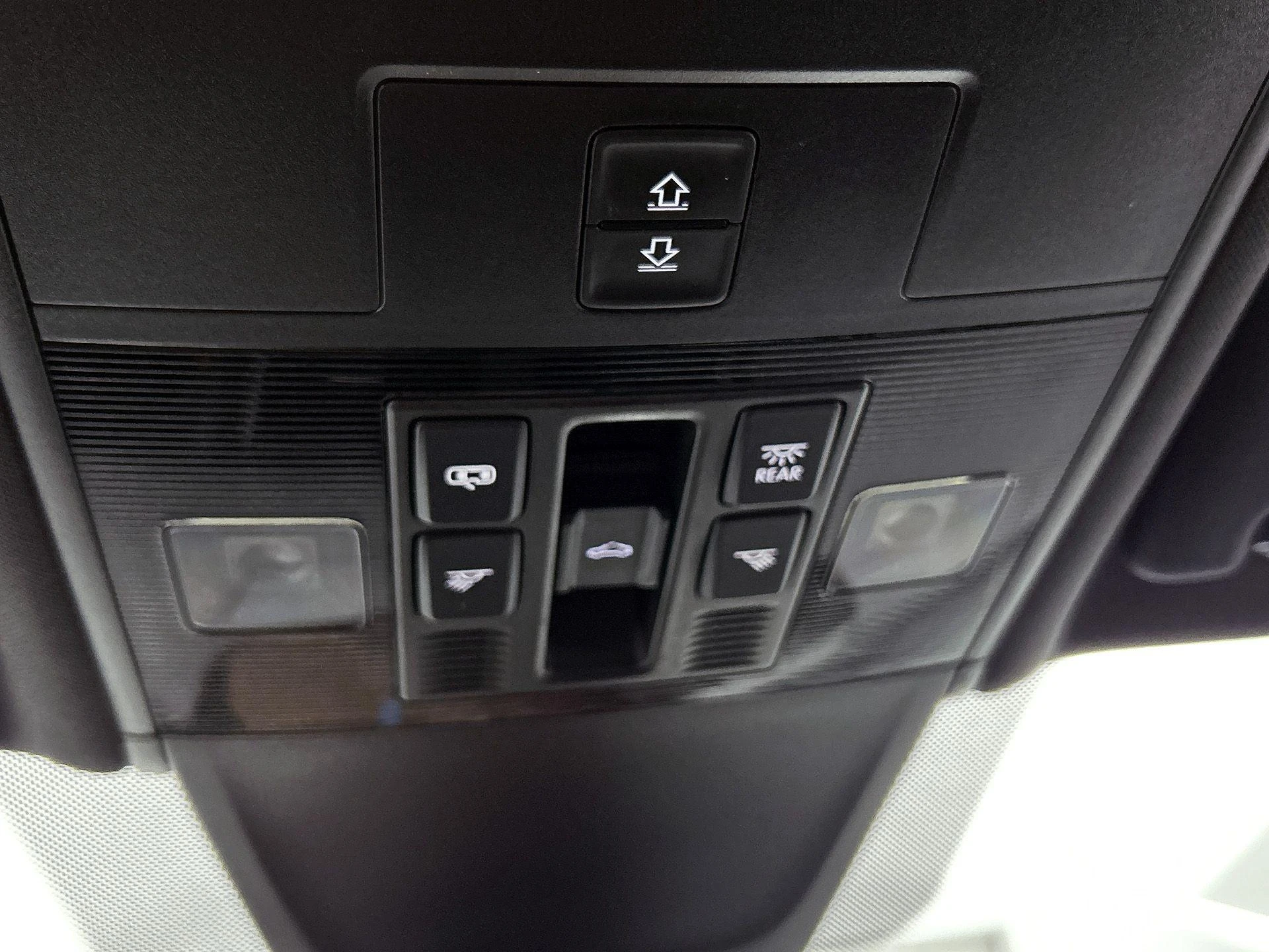 Volkswagen-Tiguan-image-16