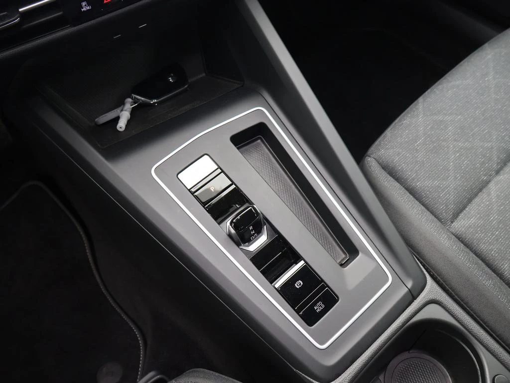 Volkswagen Golf VIII SW Golf 1.5eTSI Life 130PK *AUTOMAAT*PDC*ACC*NAVI*VIRTUAL COCKPIT*APP-CONNECT*...*