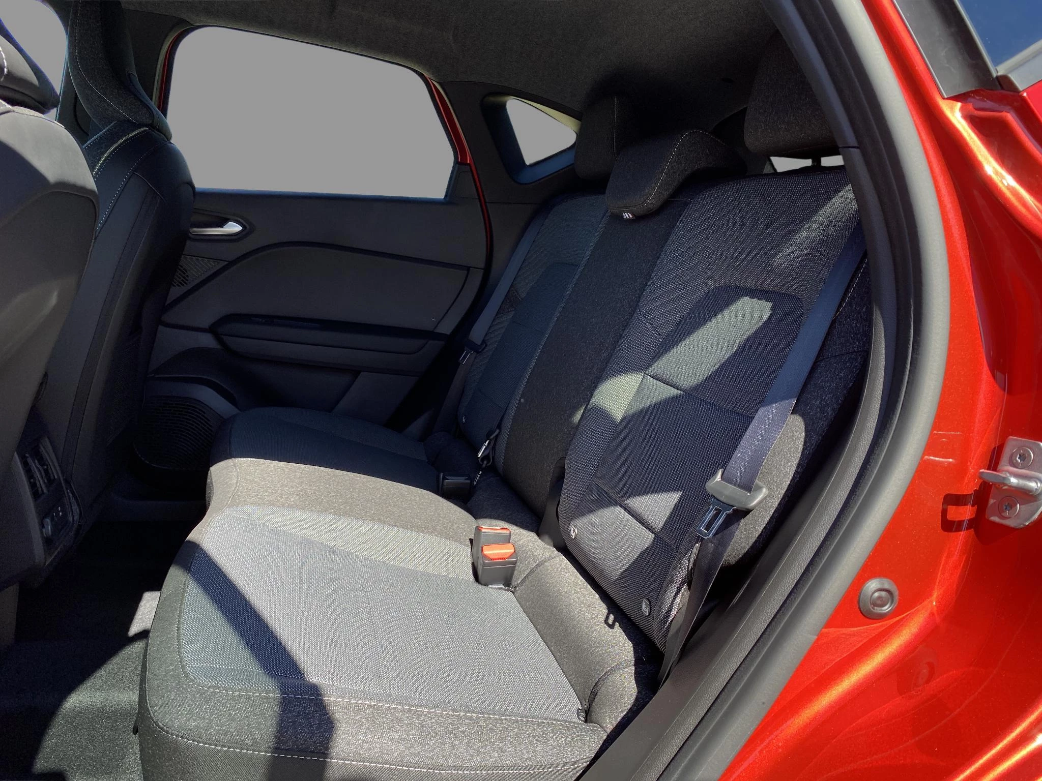 Renault-Captur-image-13