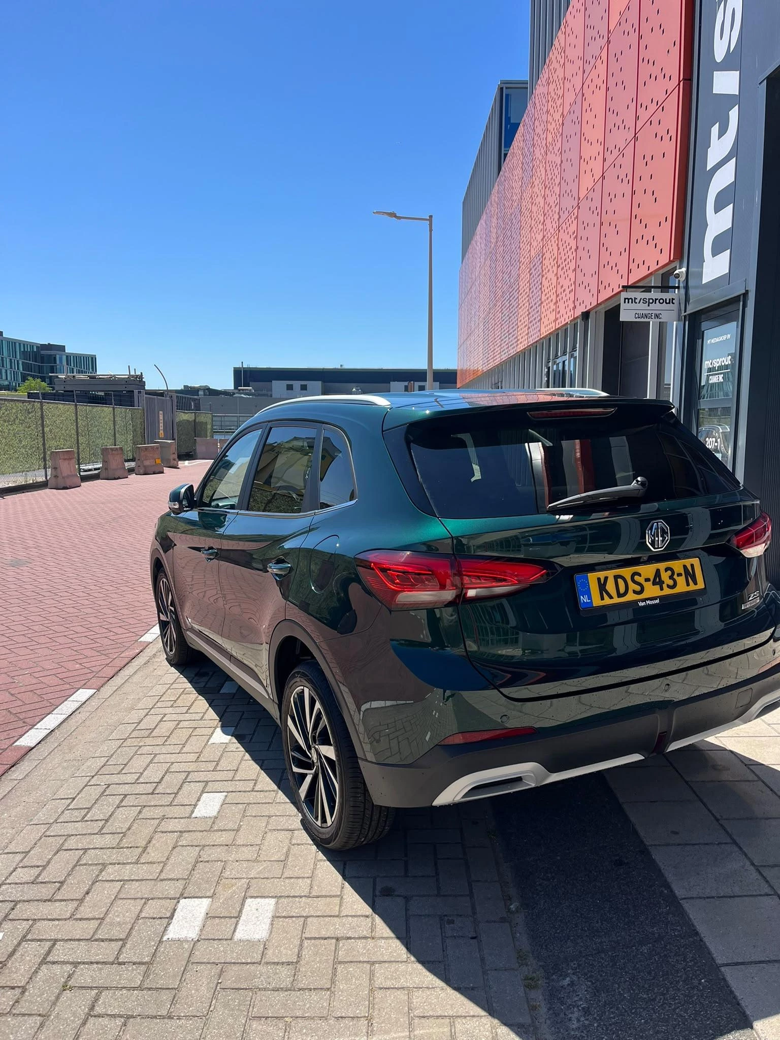MG-ZS-image-1