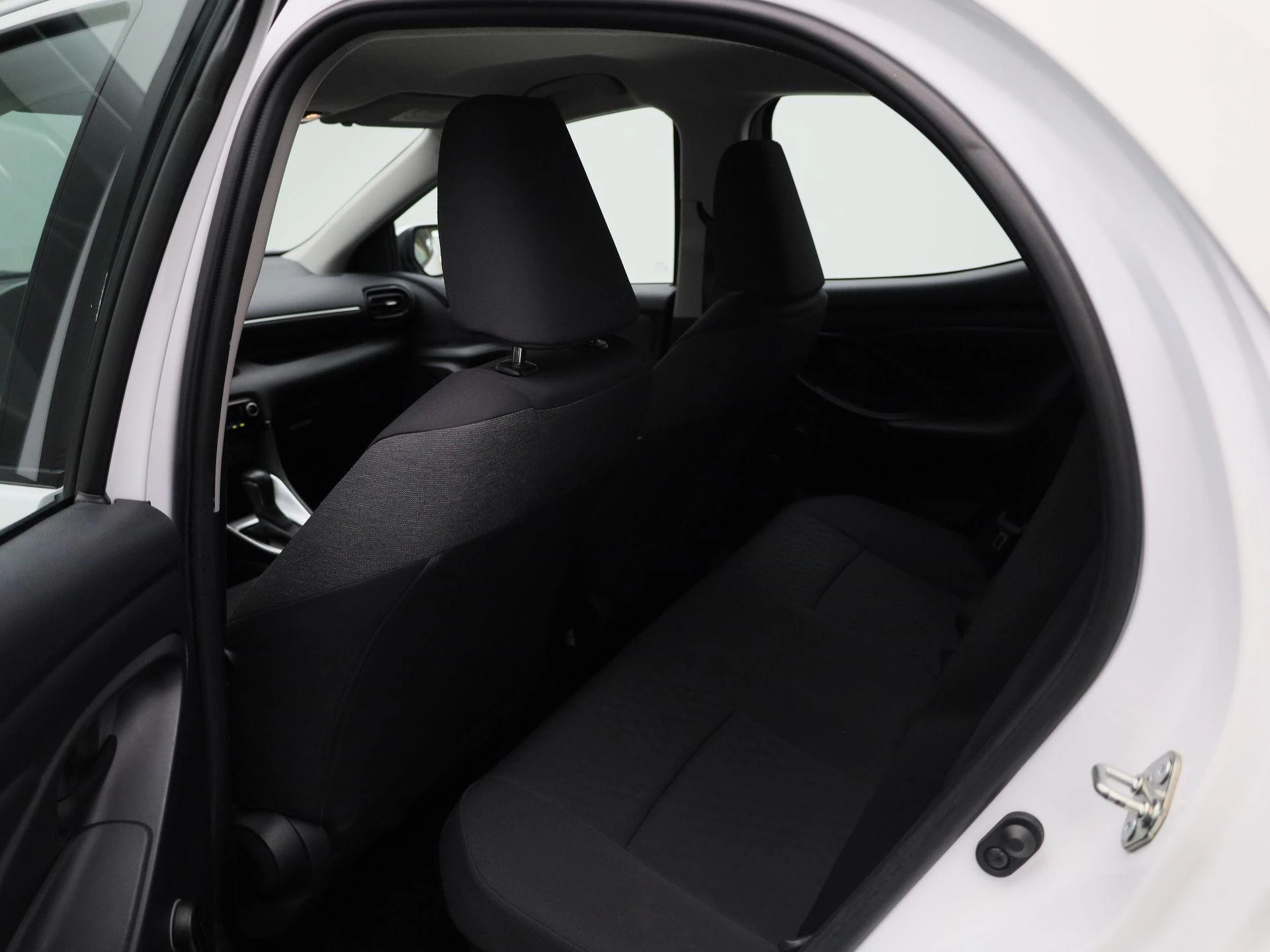 Toyota-Yaris-image-9