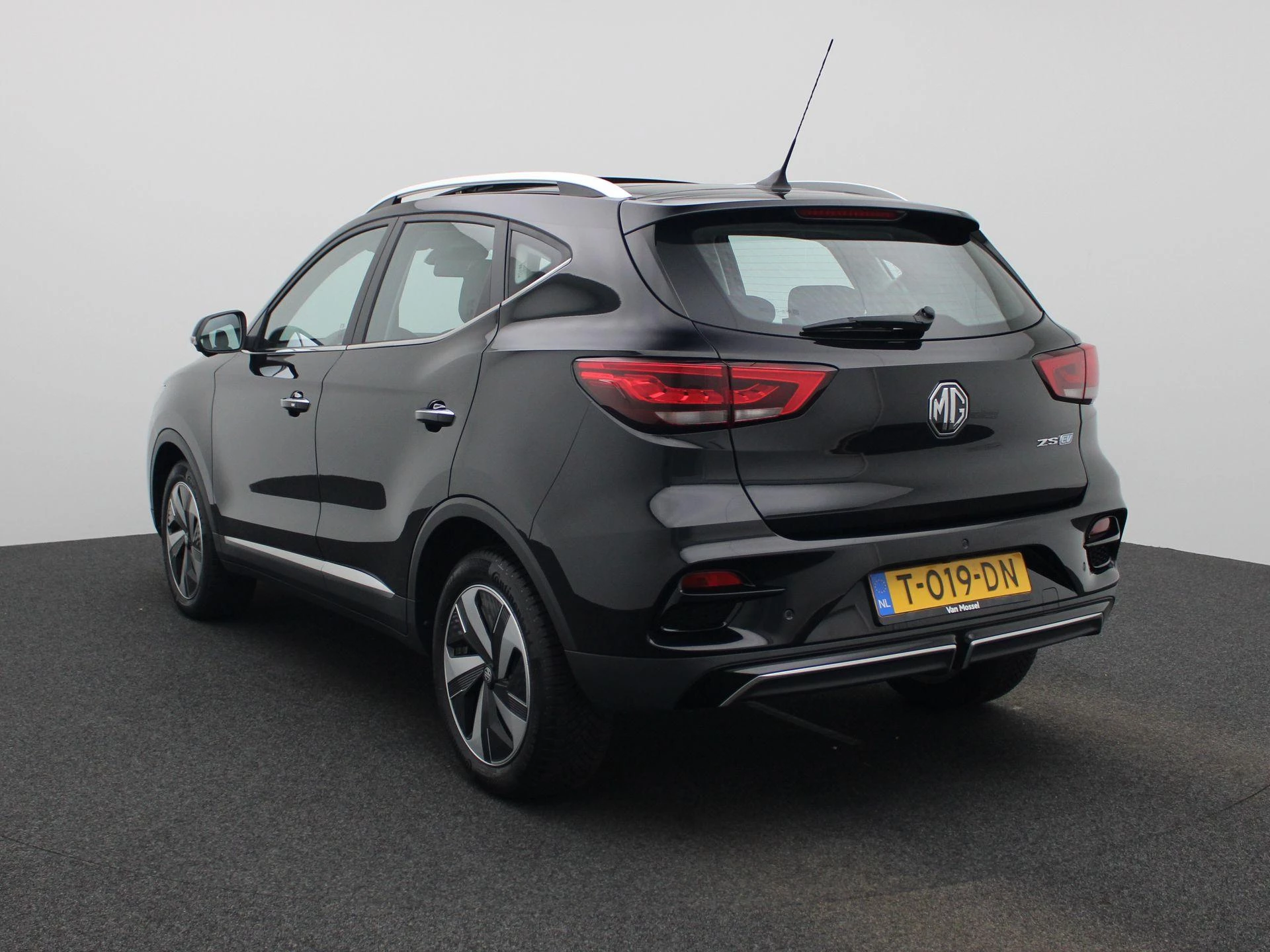 MG ZS EV