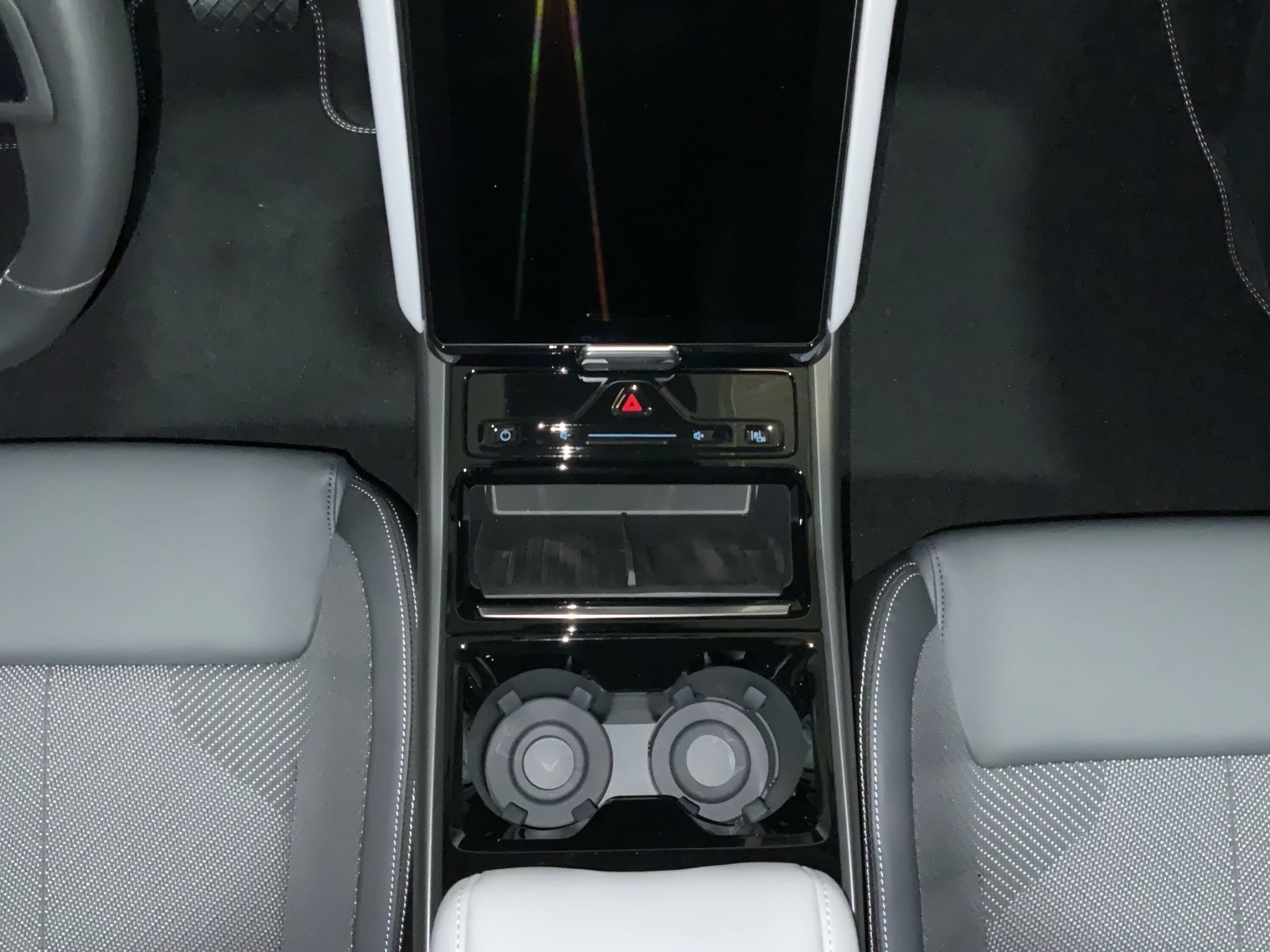 Ford-Explorer-image-13