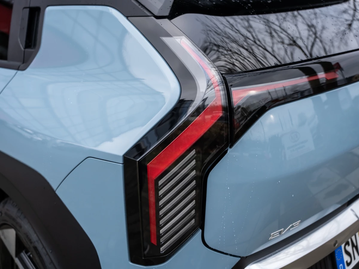 Kia-EV3-image-18