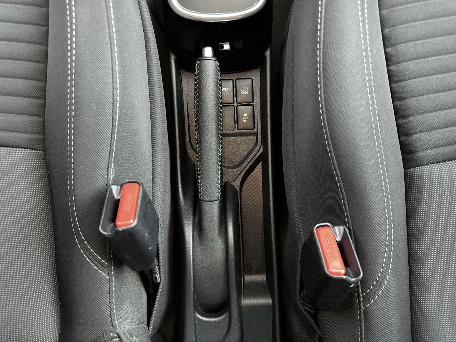 Toyota-Yaris-image-6