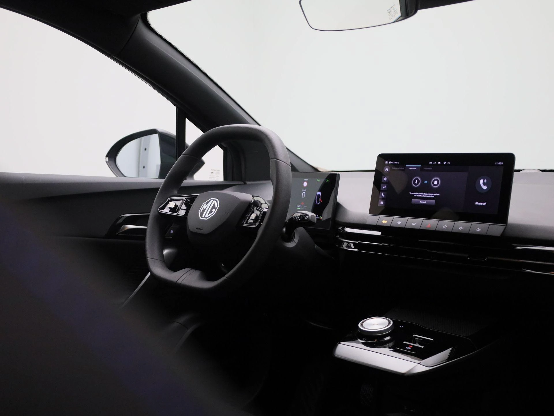 MG-MG4 EV-image-28