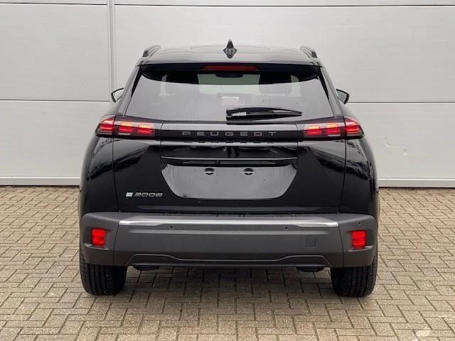 Peugeot-e-2008-image-3