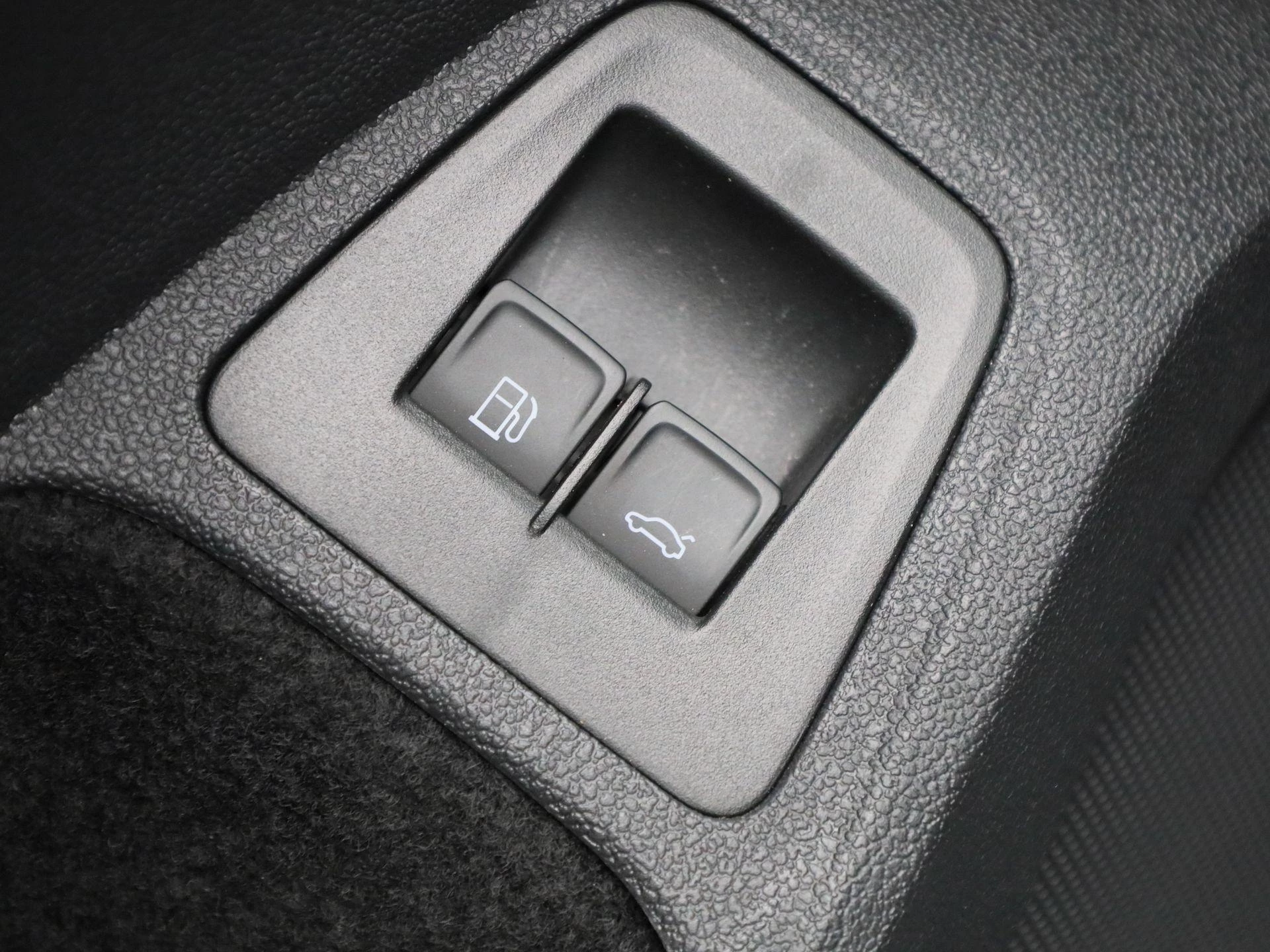 Volkswagen-Tiguan-image-37