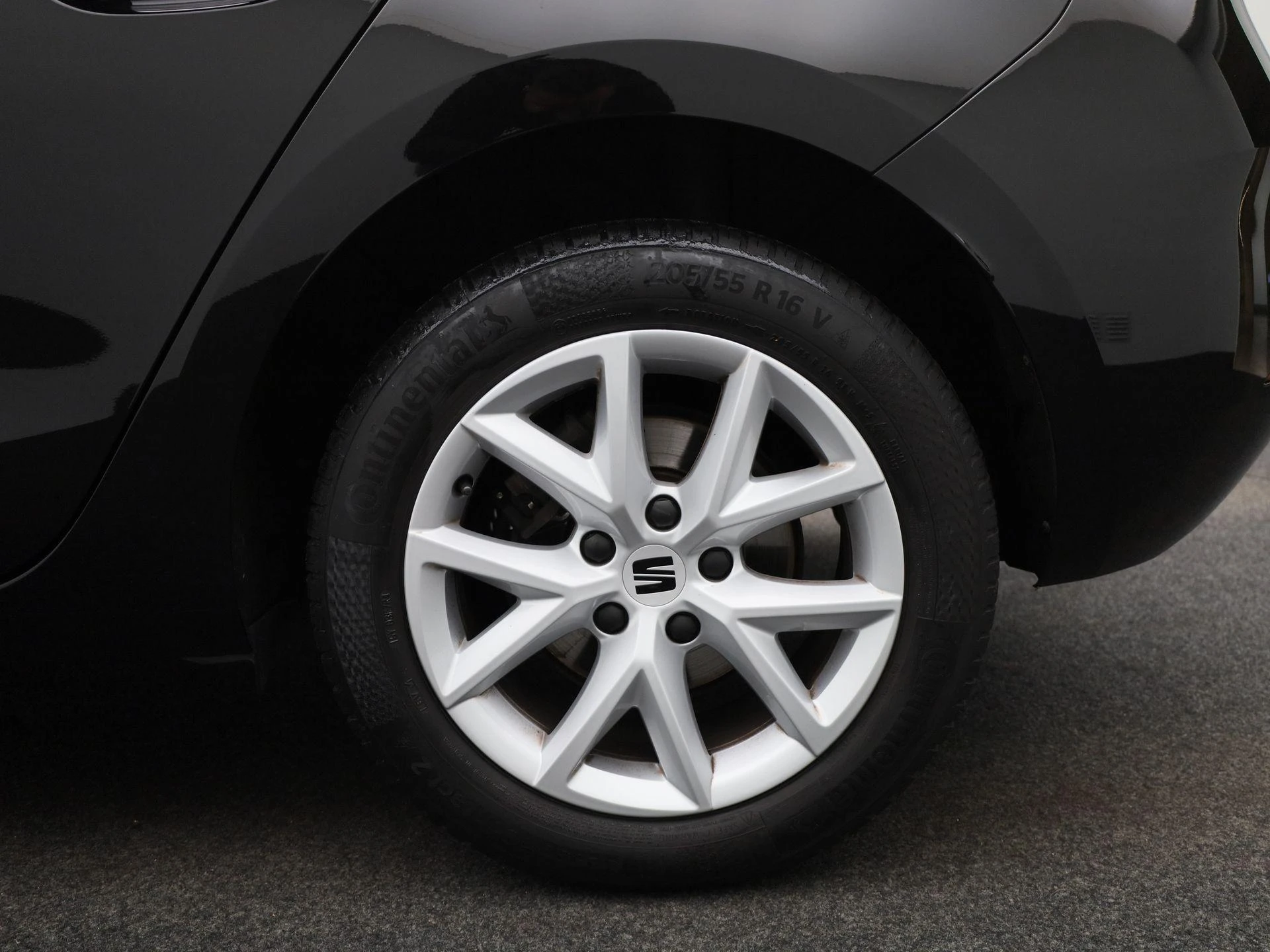 SEAT-Leon-image-12