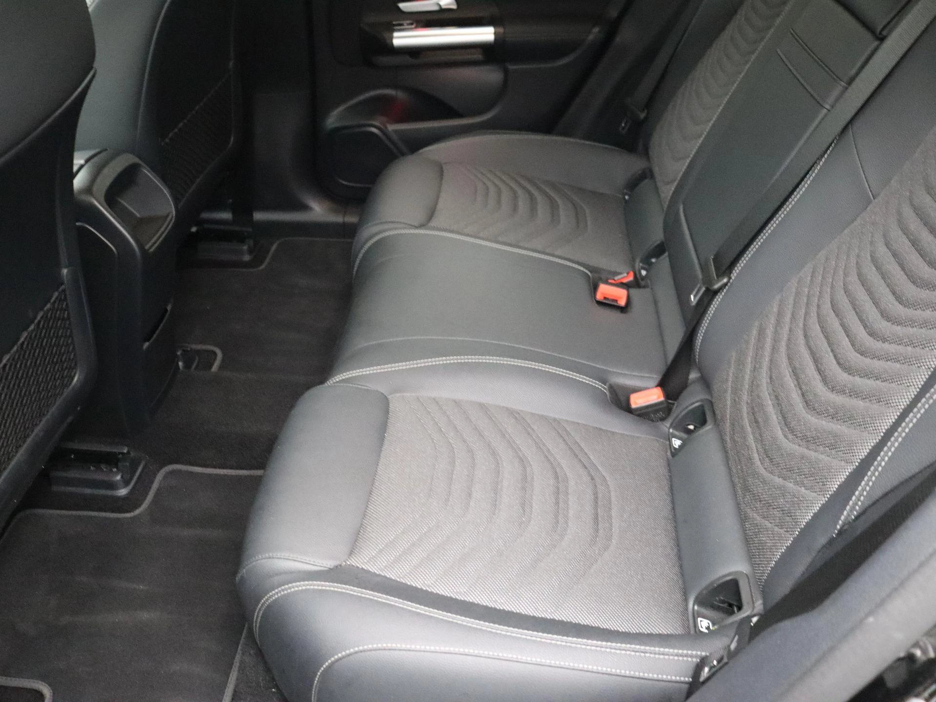 Mercedes-Benz EQA 250 Business Line