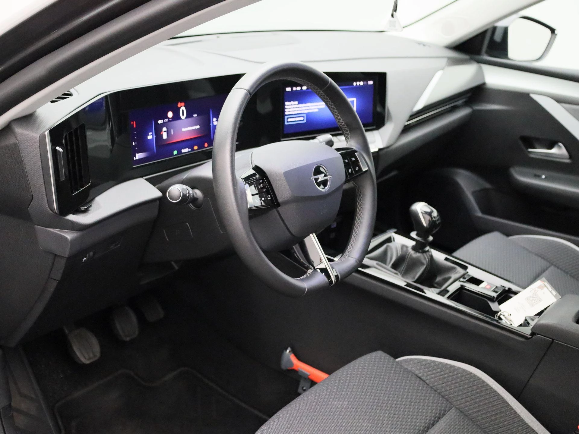 Opel-Astra-image-27
