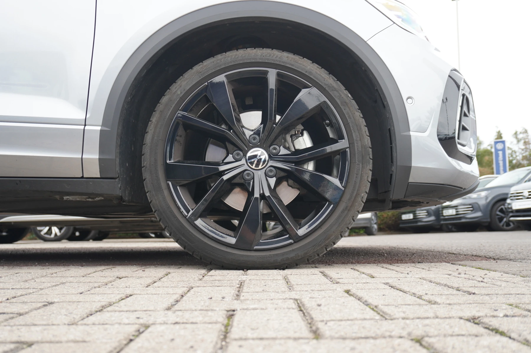 Volkswagen-T-Roc-image-4