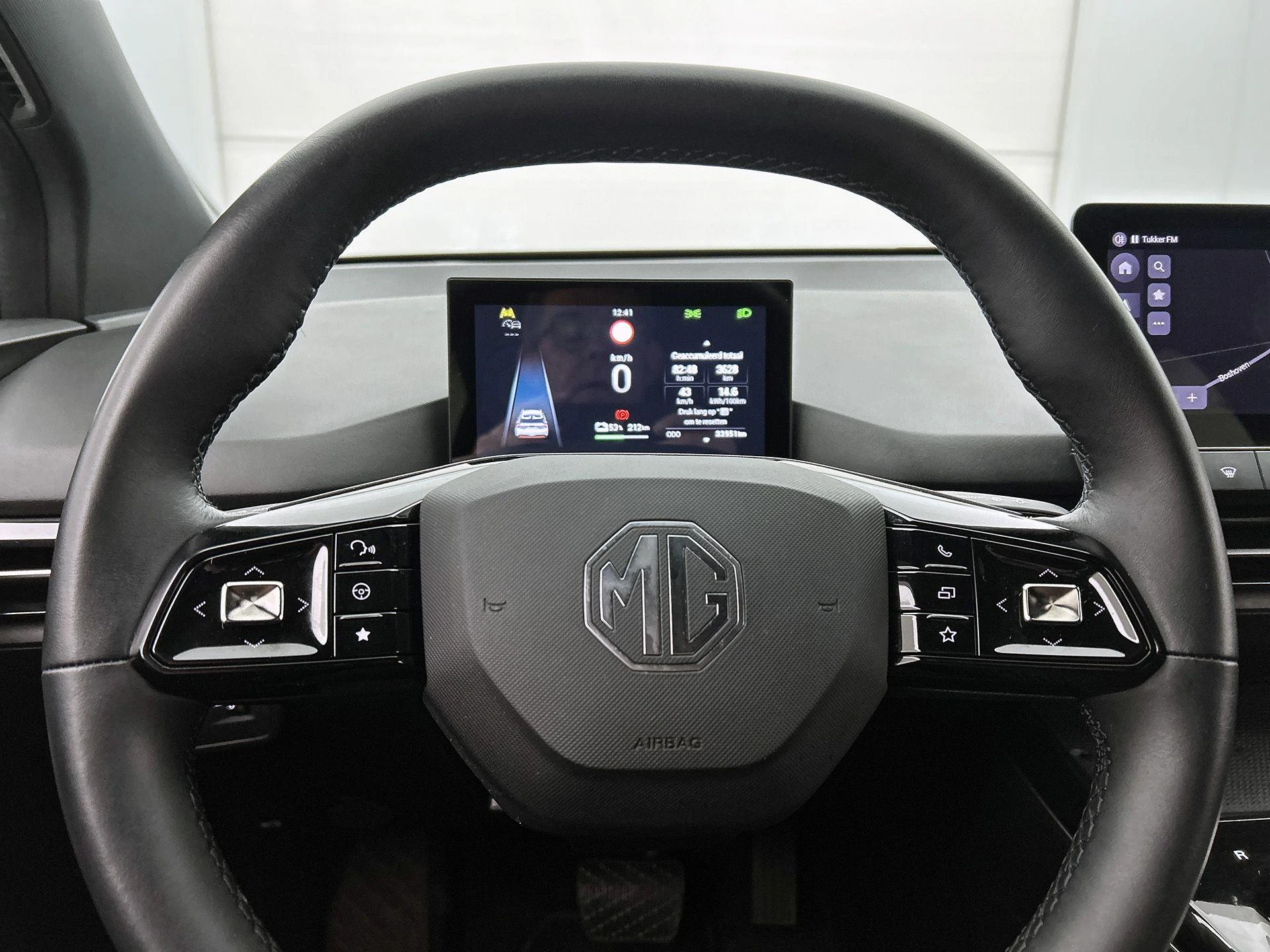 MG-MG4 EV-image-37
