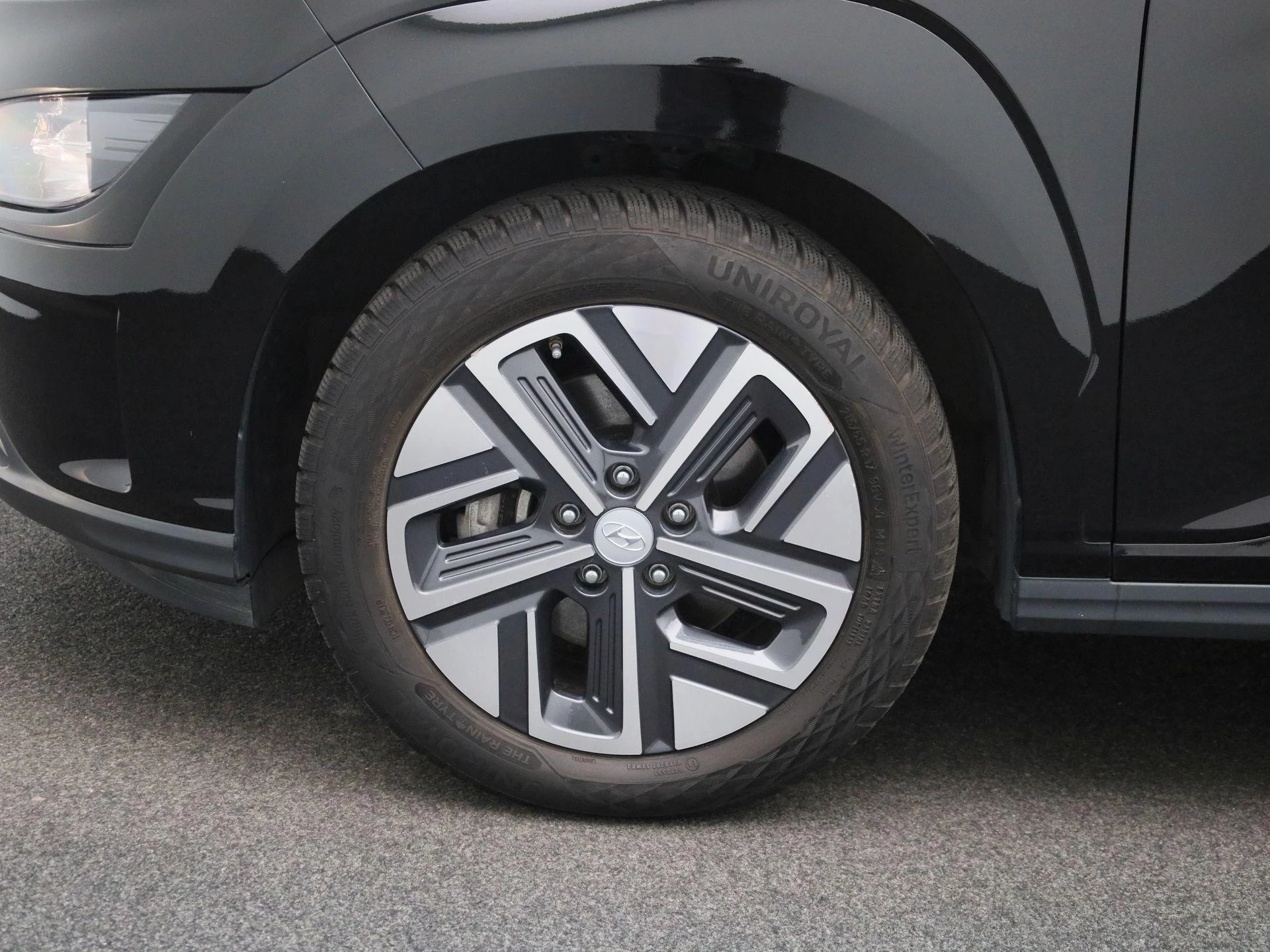 Hyundai-Kona-image-13