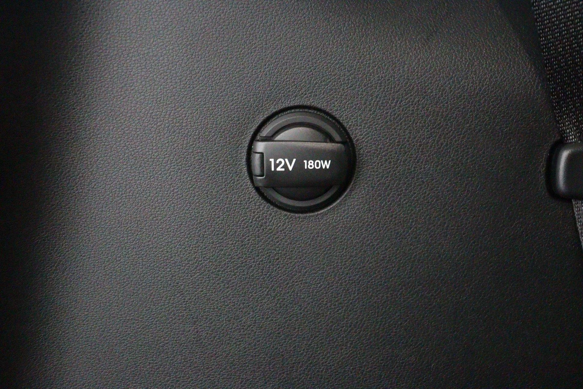 Hyundai-Santa Fe-image-51