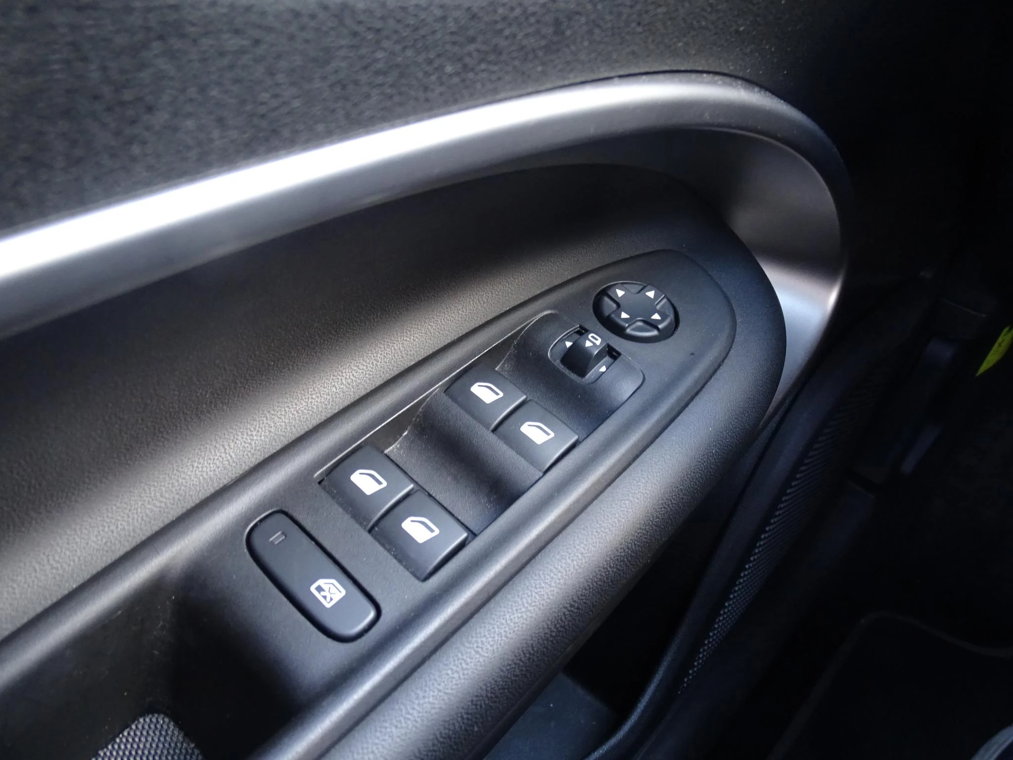 Jeep Avenger 1.2T Summit