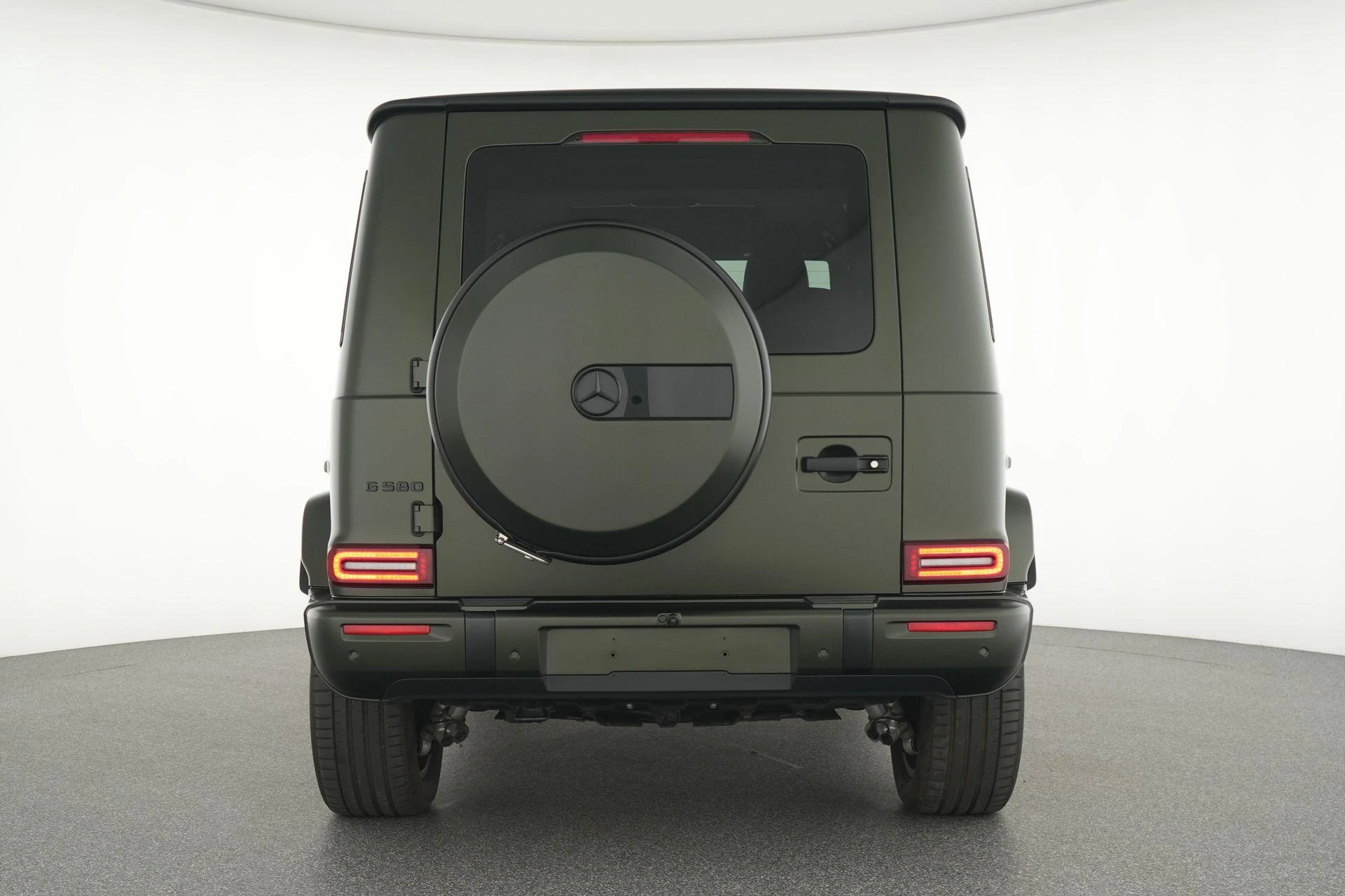 Mercedes-Benz-G-Klasse-image-6