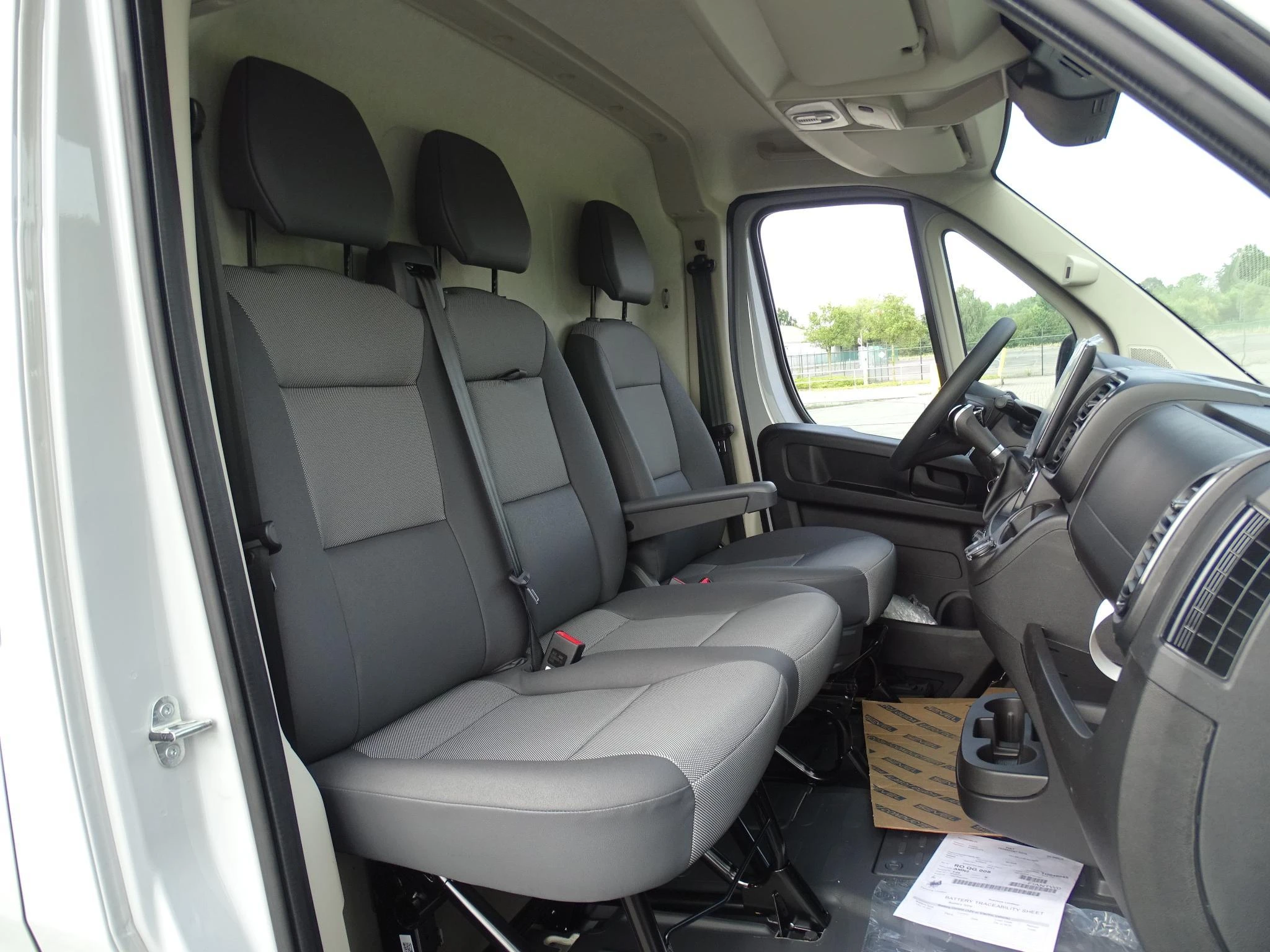Peugeot-Boxer-image-7