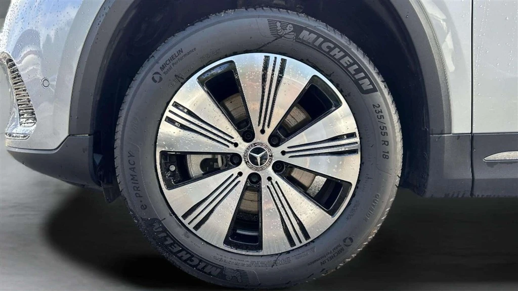 Mercedes-Benz-EQA-image-8