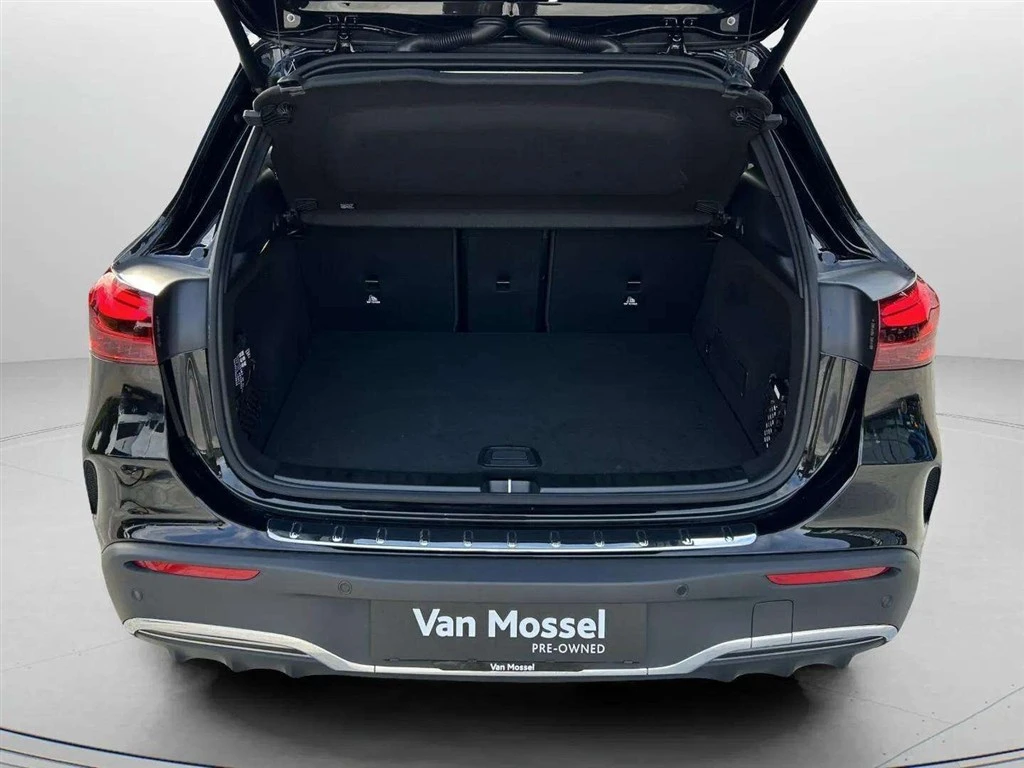 Mercedes-Benz-EQA-image-24