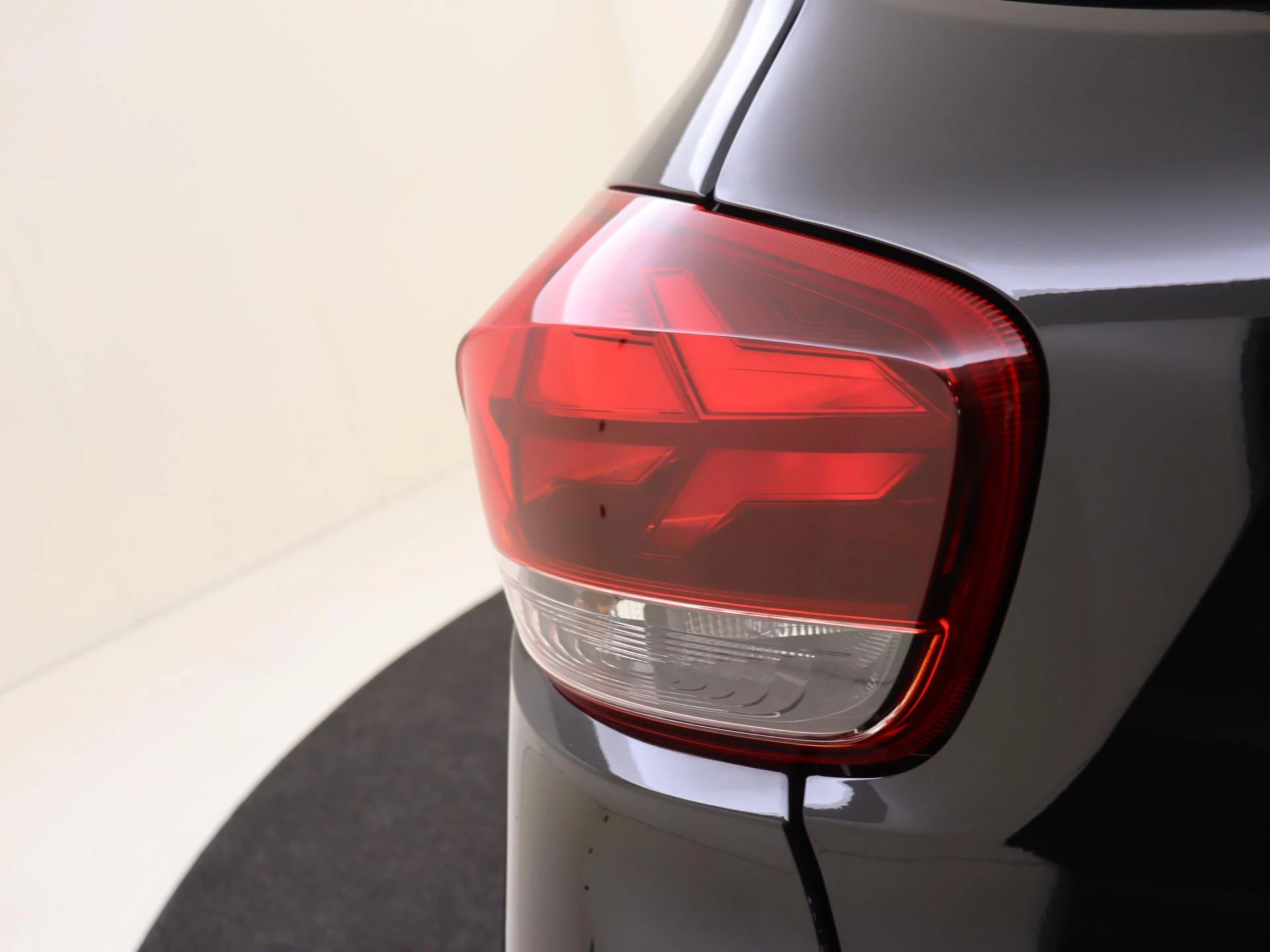 Dacia-Spring-image-25