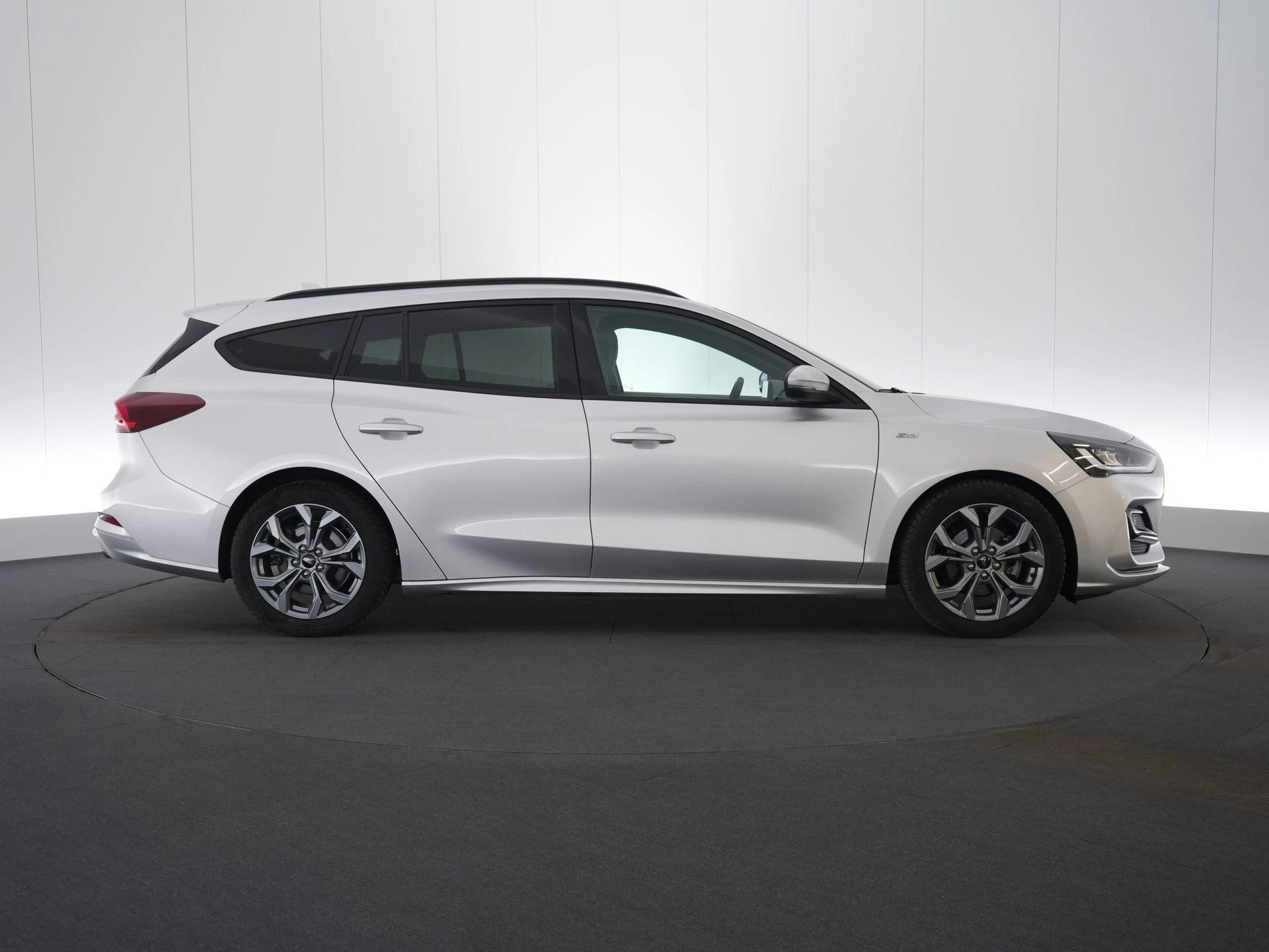 Ford Focus Clipper 1.0i EcoBoost 92kW Aut. ST-Line