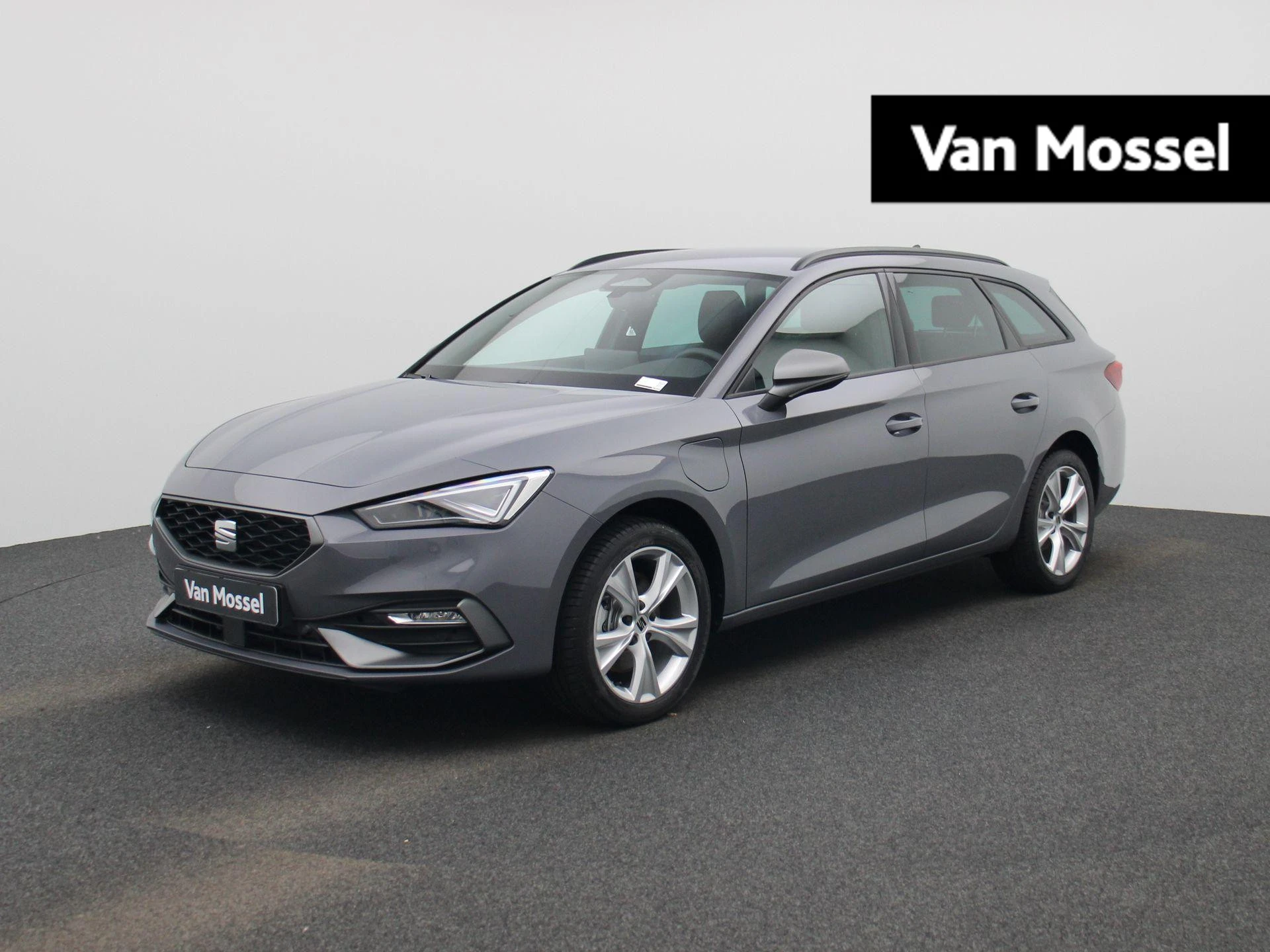 SEAT-Leon-image-0