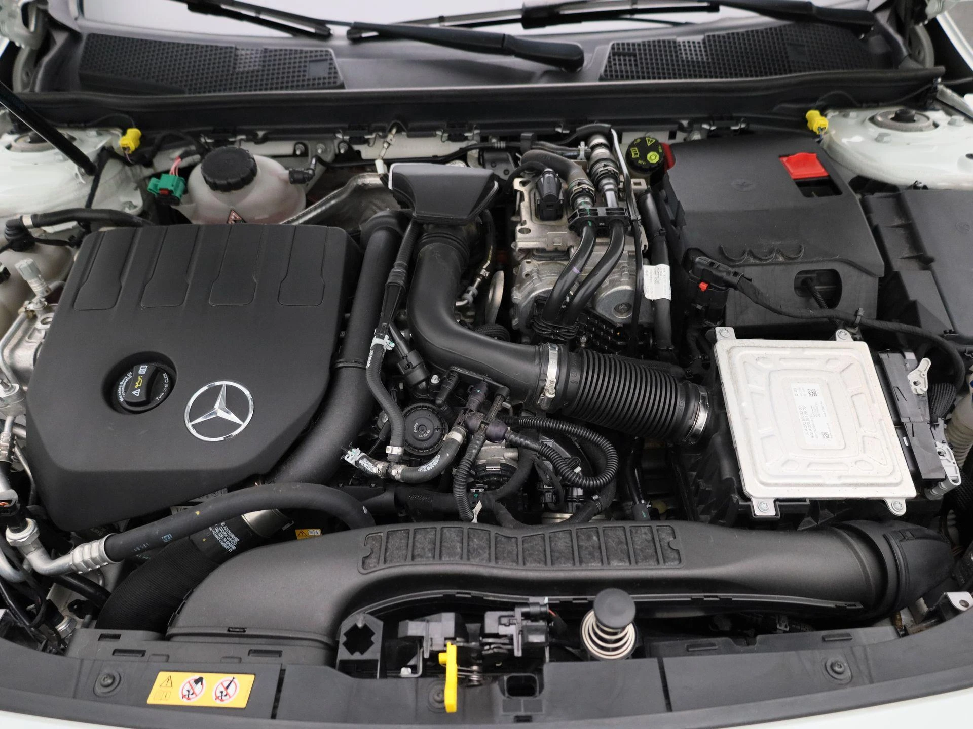Mercedes-Benz A-Klasse 250 e AMG Line