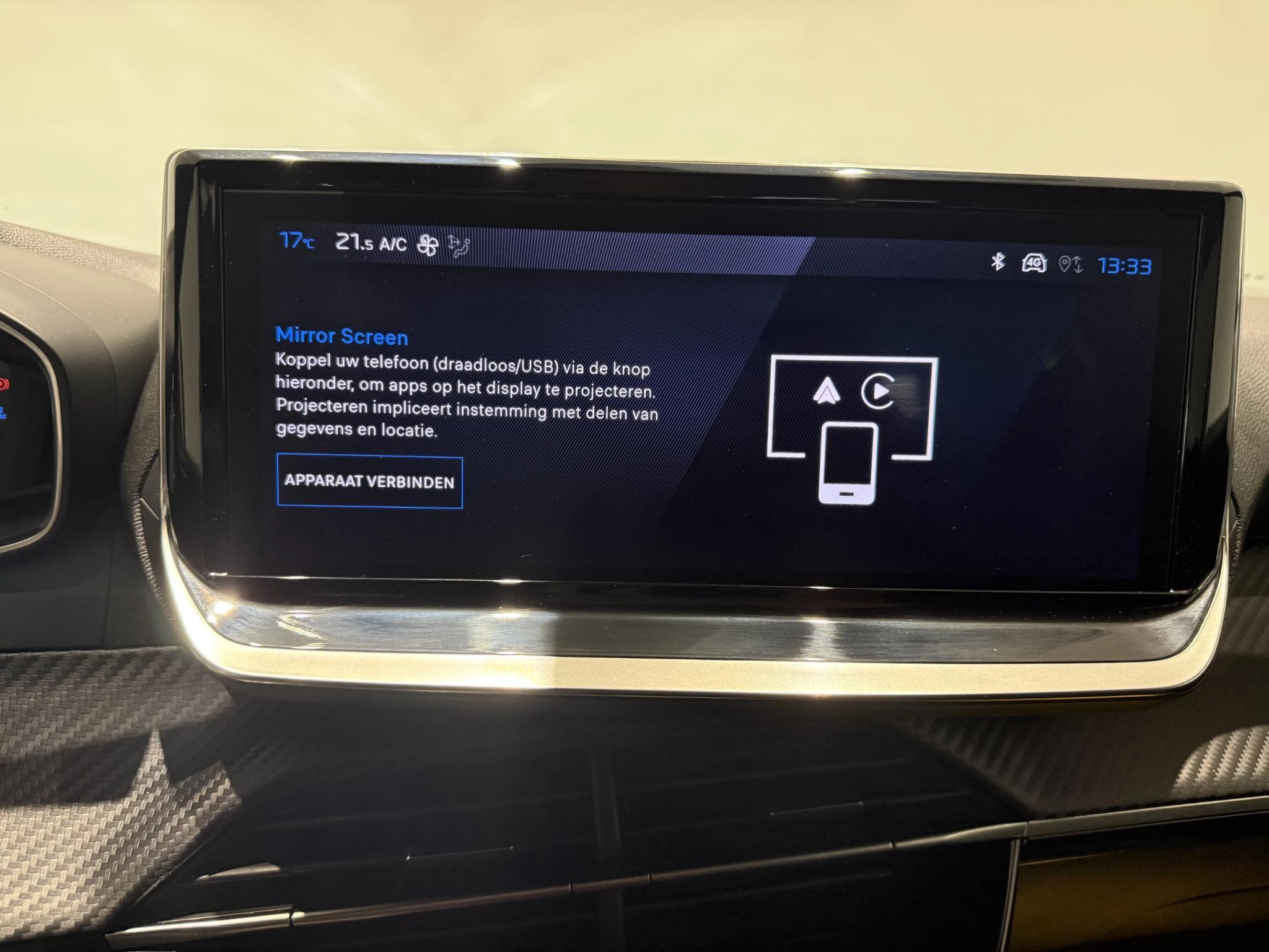 Peugeot-2008-image-18