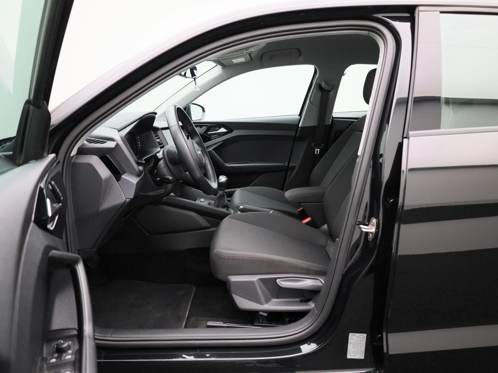 Audi-A1 Sportback-image-8