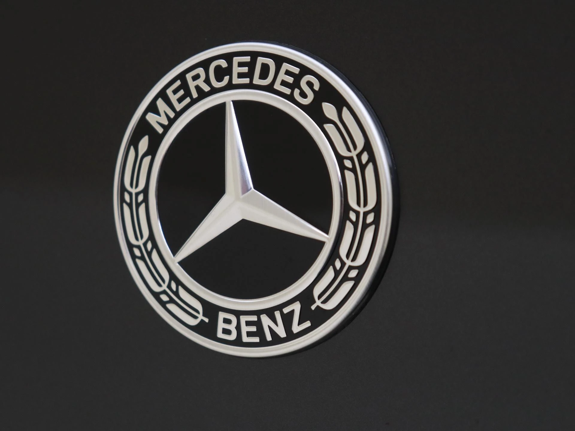 Mercedes-Benz-E-Klasse-image-28