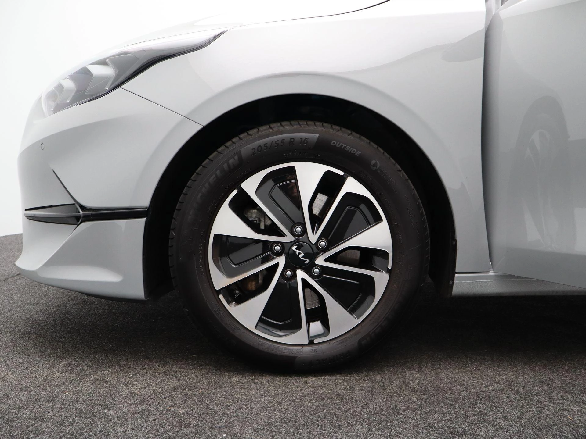 Kia-Ceed Sportswagon-image-16